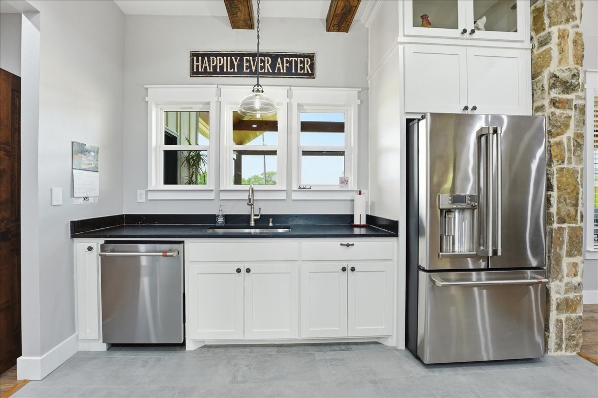 841 Vz County Road 4603 Ben Wheeler TX 75754