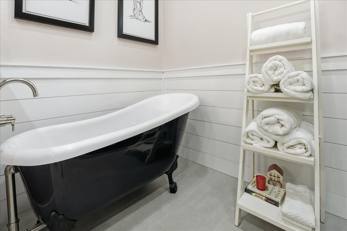 841 Vz County Road 4603 Ben Wheeler TX 75754