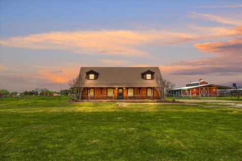 4302 County Road 2526 Royse City TX 75189