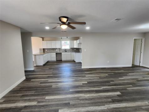 810 N Jester Avenue Dallas TX 75211