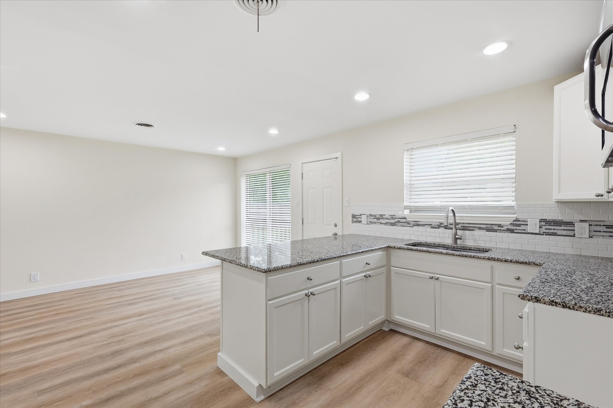 12135 Amsterdam Road Farmers Branch TX 75234