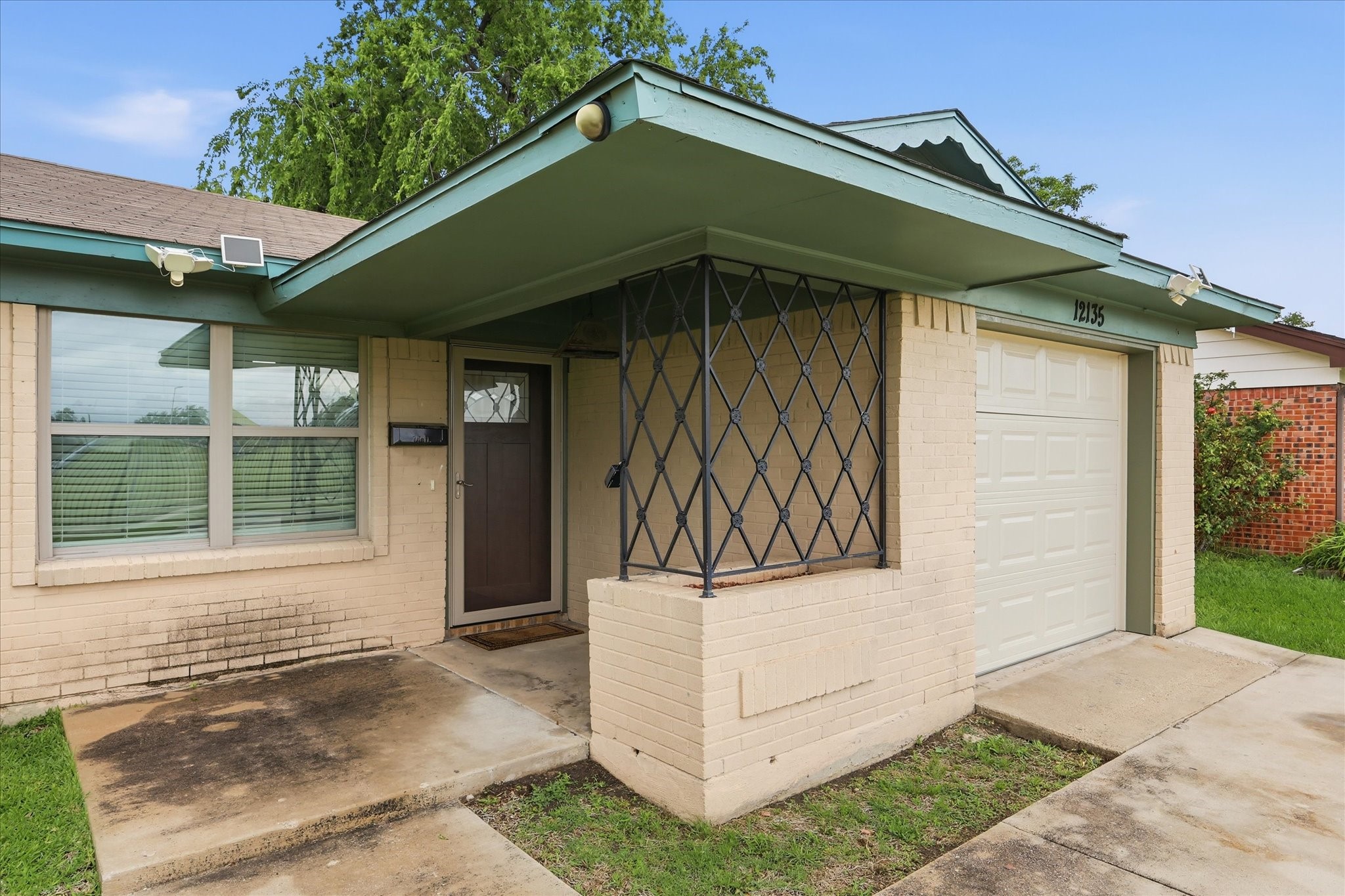 12135 Amsterdam Road Farmers Branch TX 75234