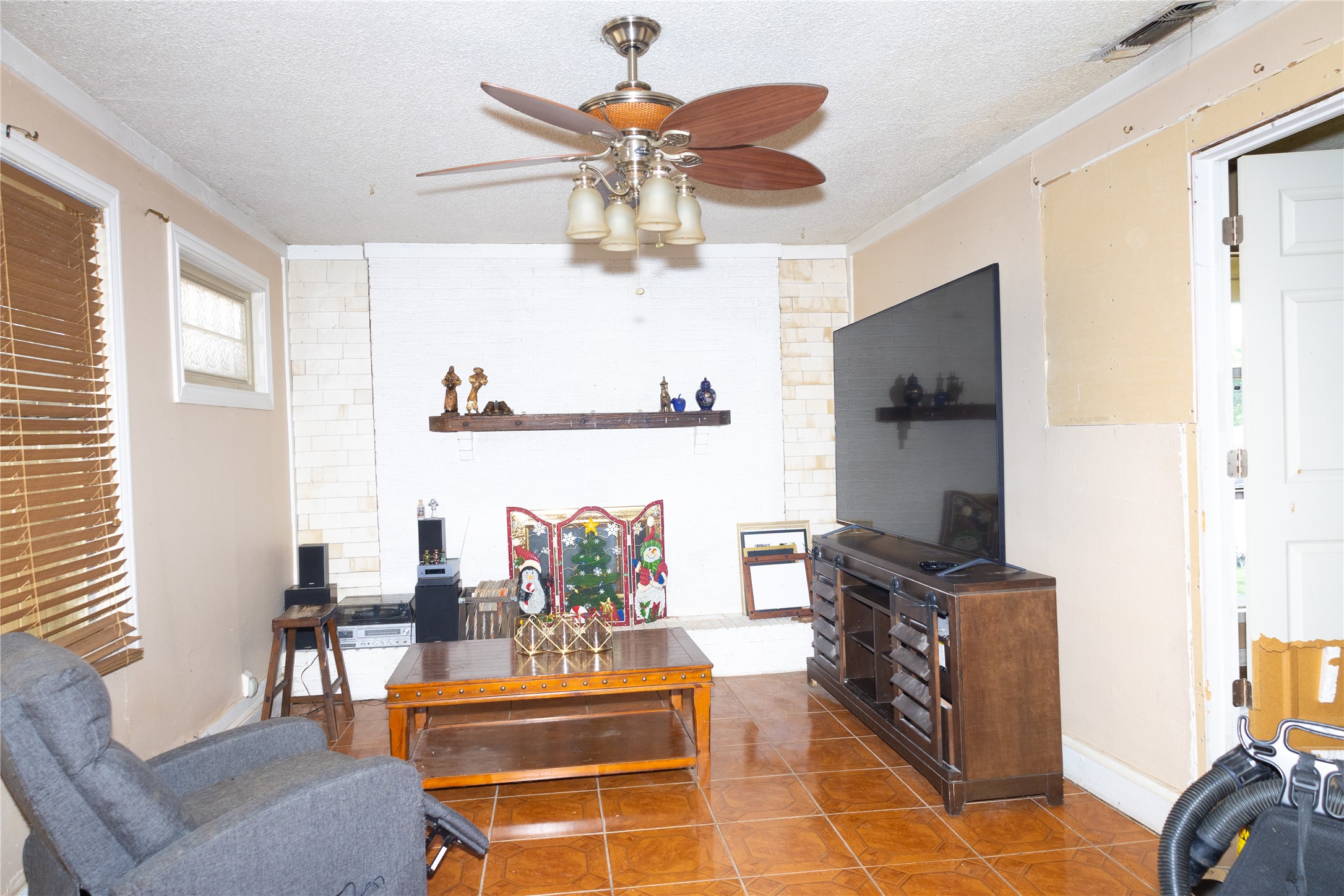 8101 Julie Avenue Fort Worth TX 76116