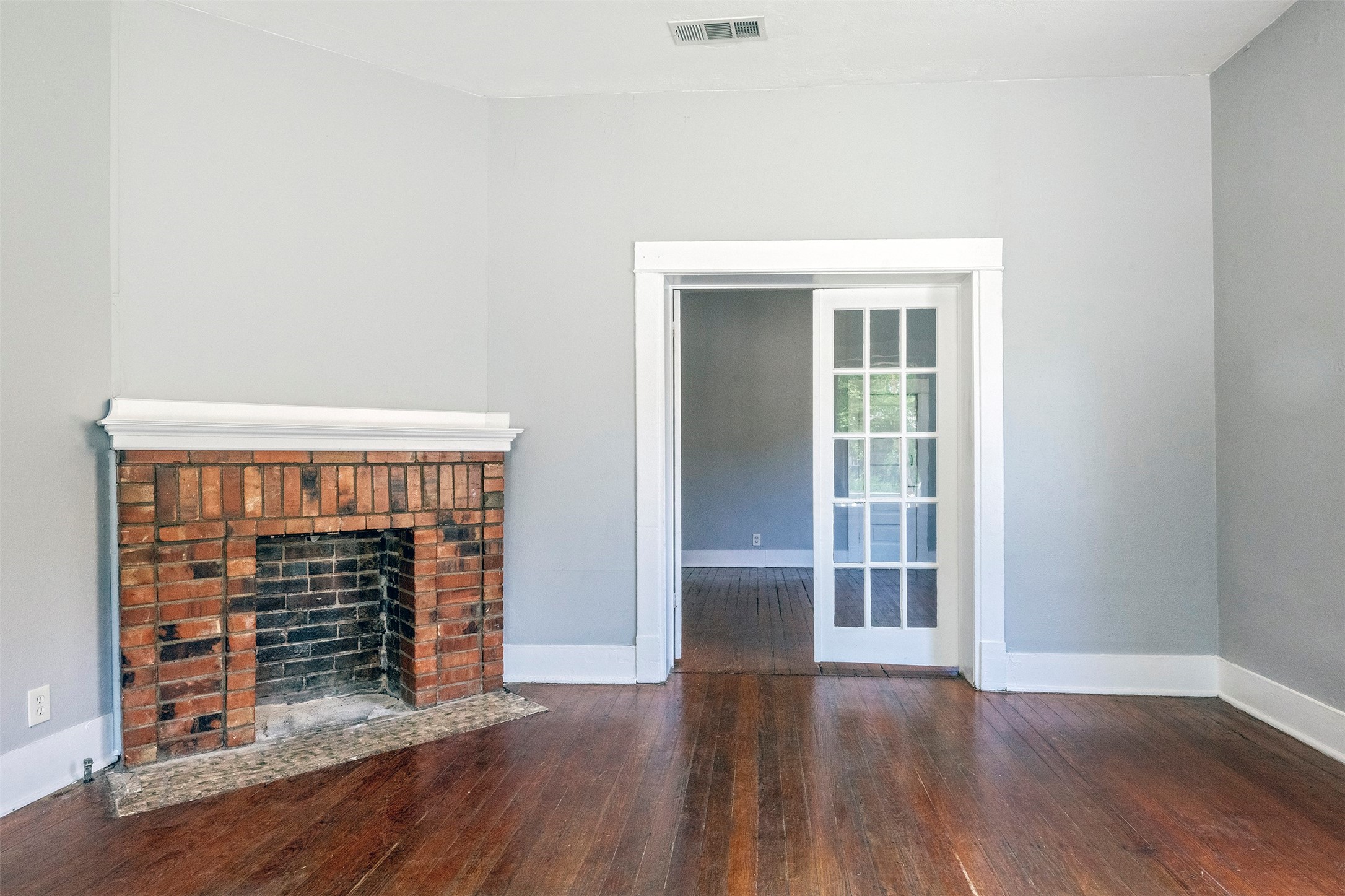 1804 Lipscomb Street Fort Worth TX 76110