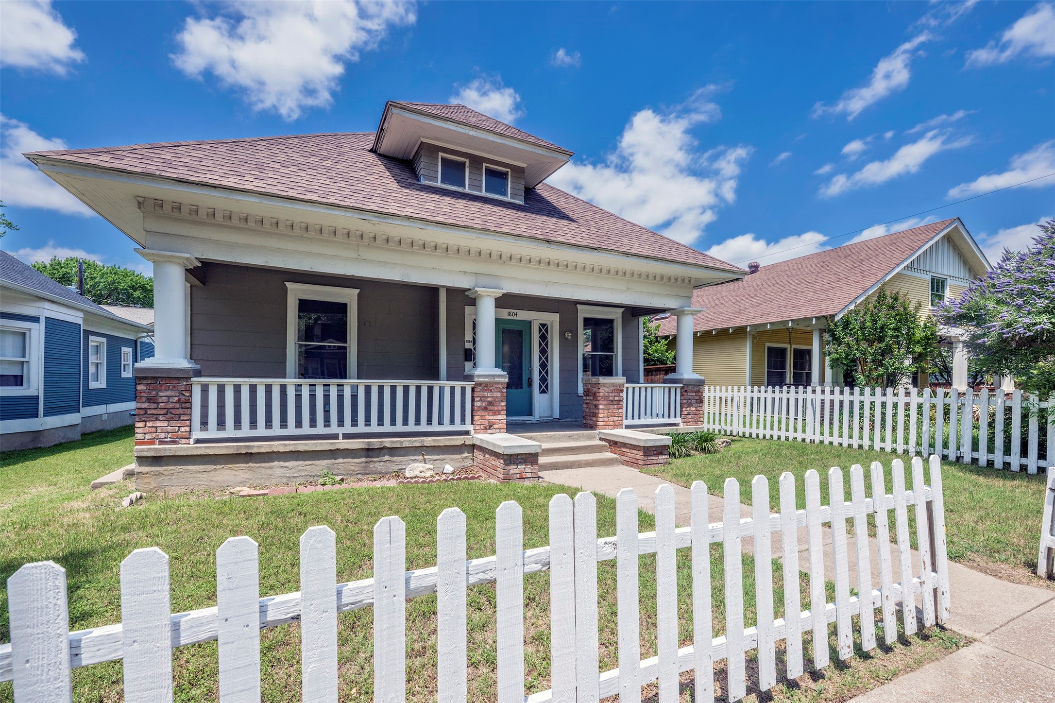 1804 Lipscomb Street Fort Worth TX 76110