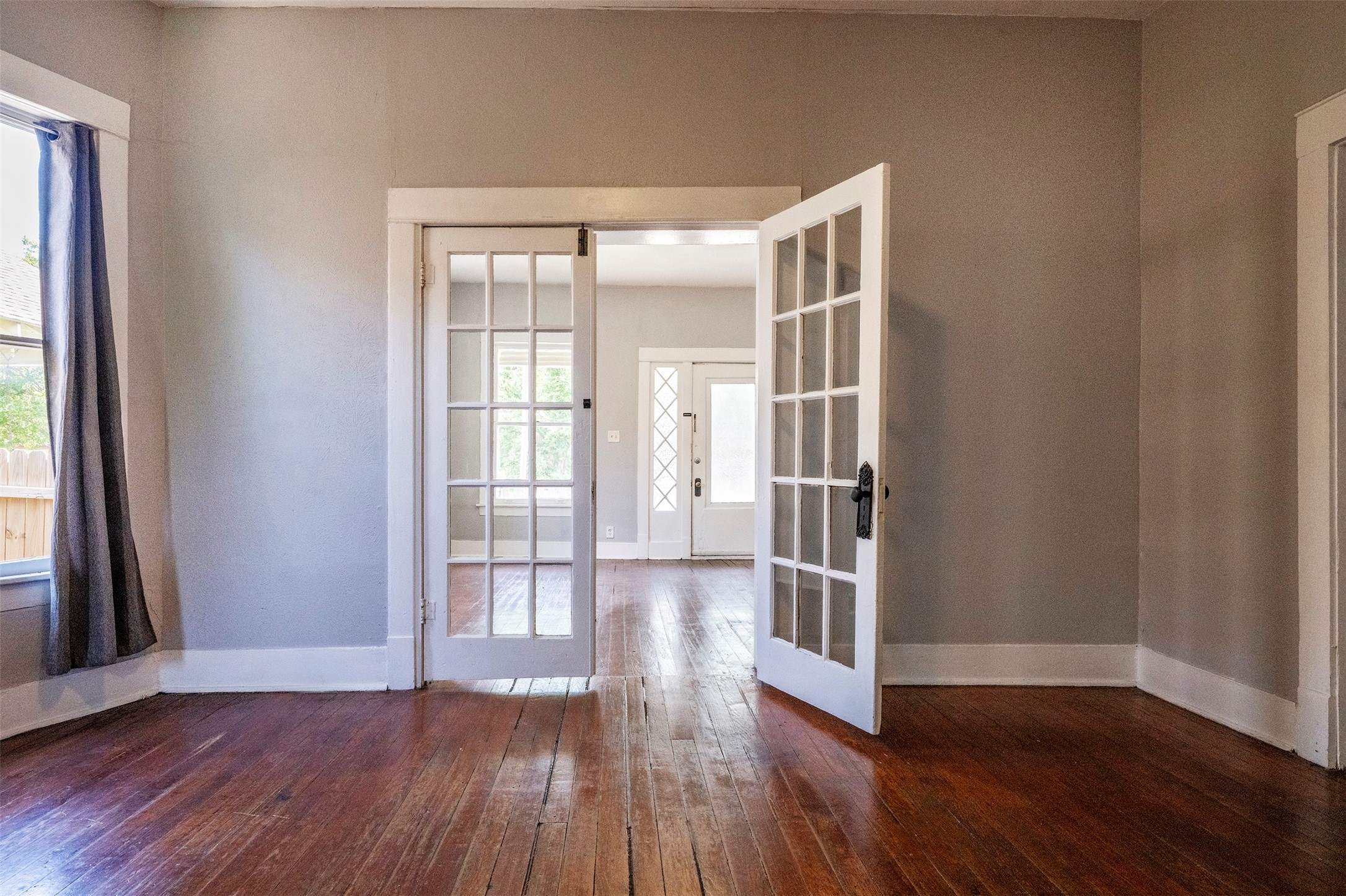 1804 Lipscomb Street Fort Worth TX 76110