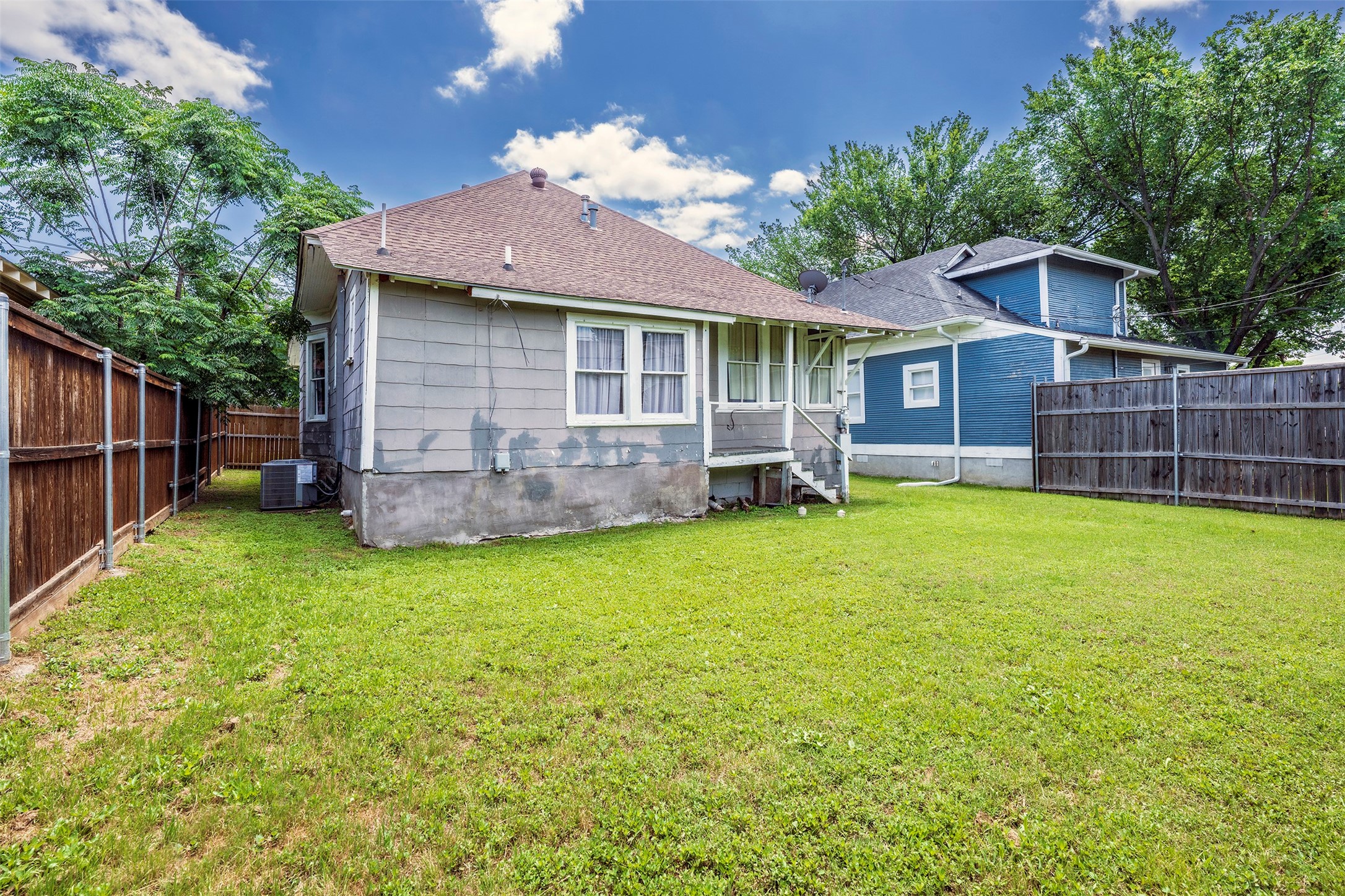 1804 Lipscomb Street Fort Worth TX 76110