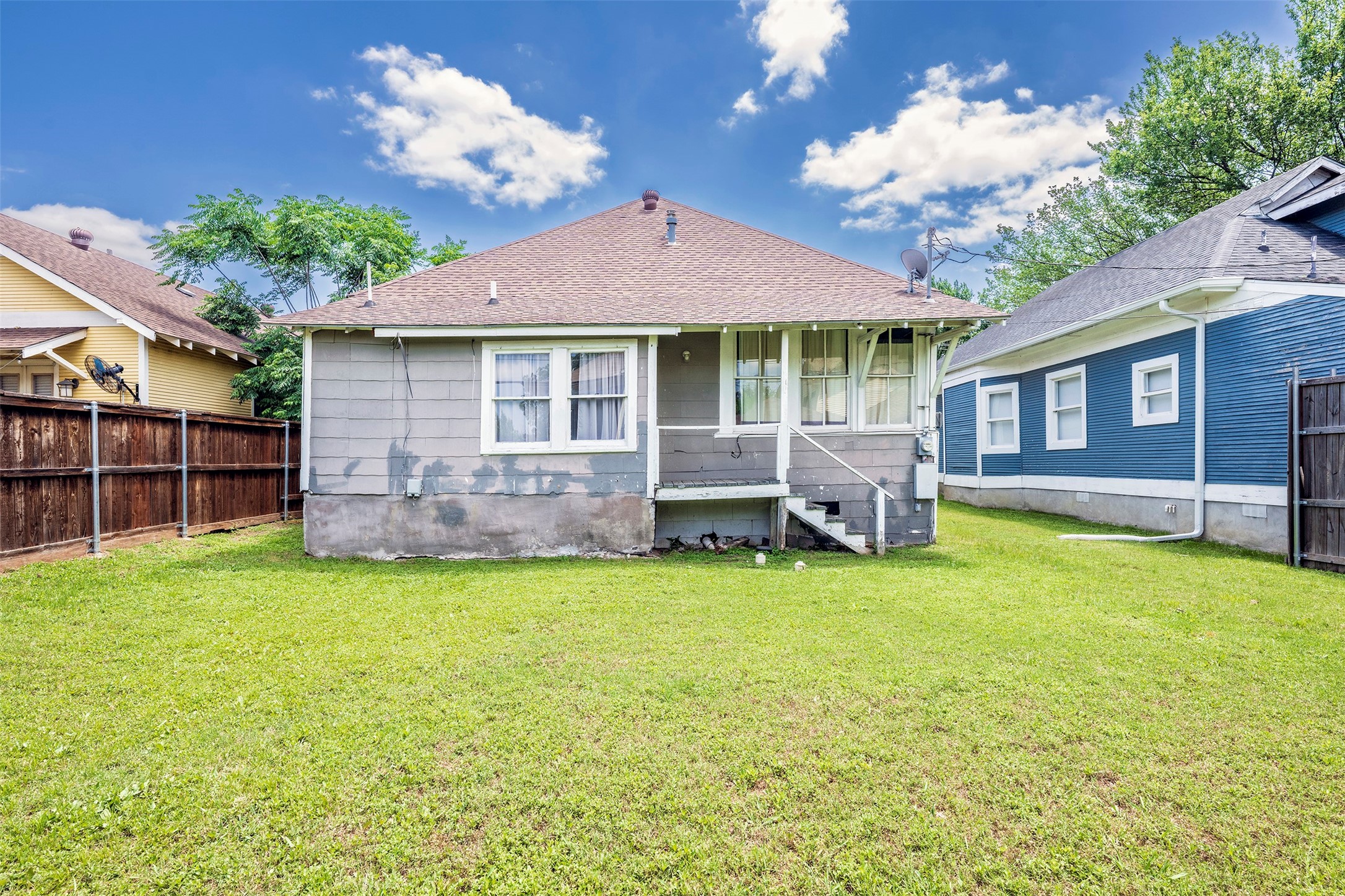 1804 Lipscomb Street Fort Worth TX 76110