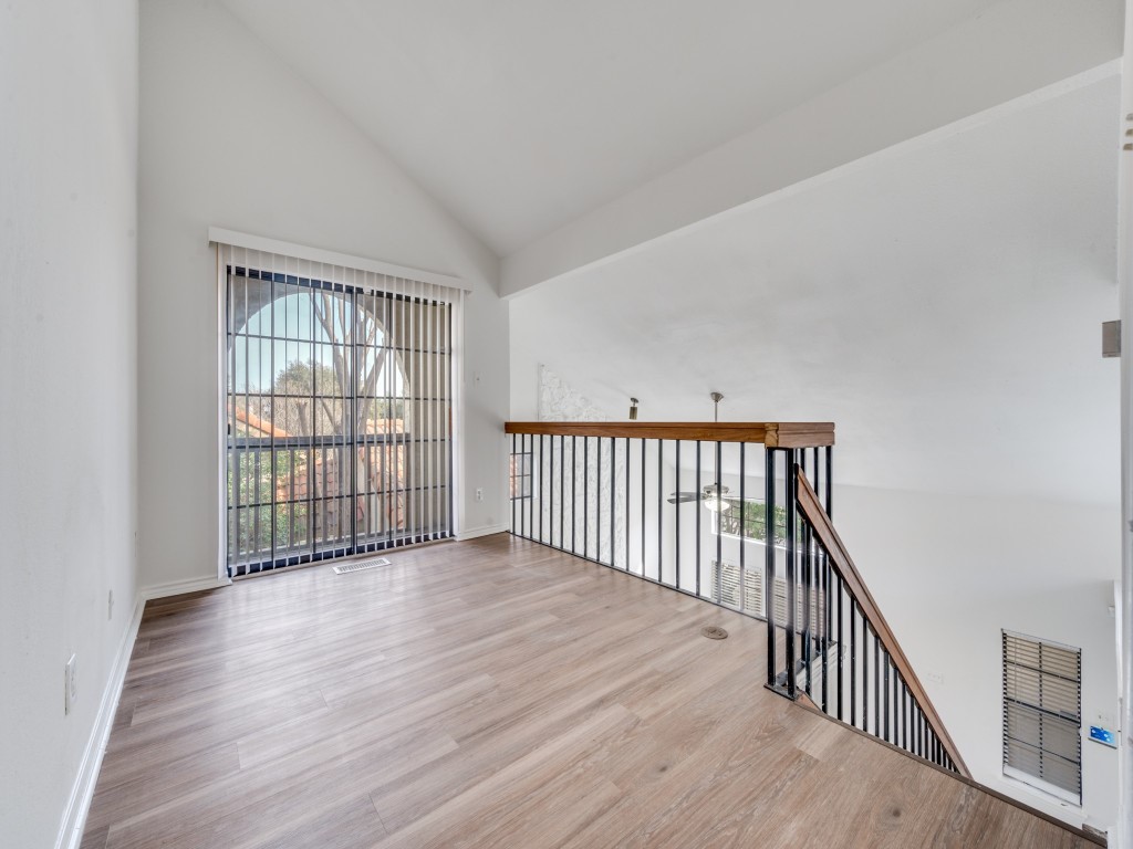 8901 Casa Drive Irving TX 75063