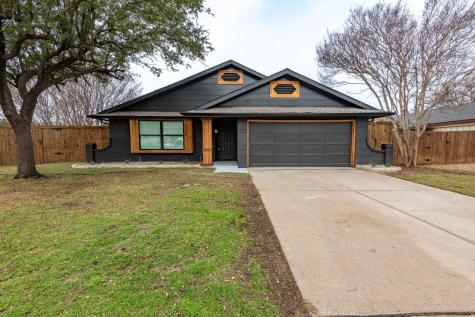 3101 Redwood Street Bedford TX 76021