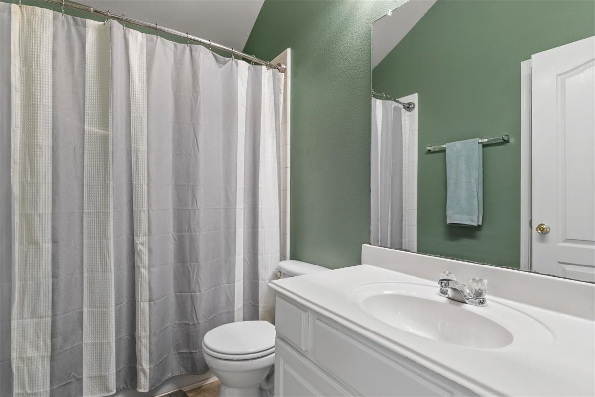 306 Salsbury Drive Euless TX 76040