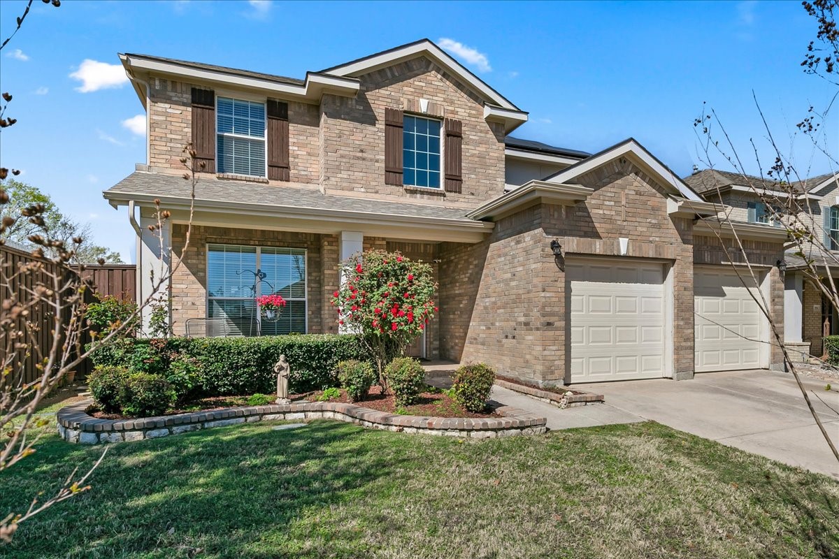 306 Salsbury Drive Euless TX 76040