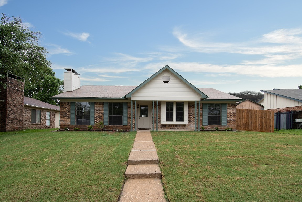4005 Fletcher Drive Garland TX 75044