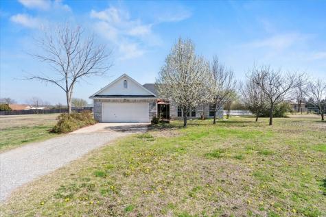 115 Mulberry Drive Trenton TX 75490