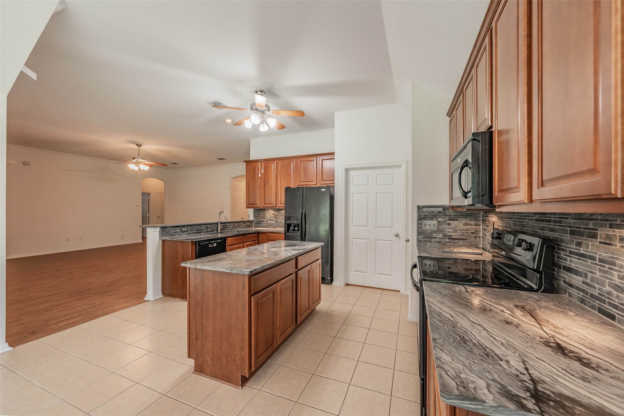 4035 Palomino Drive Benbrook TX 76116