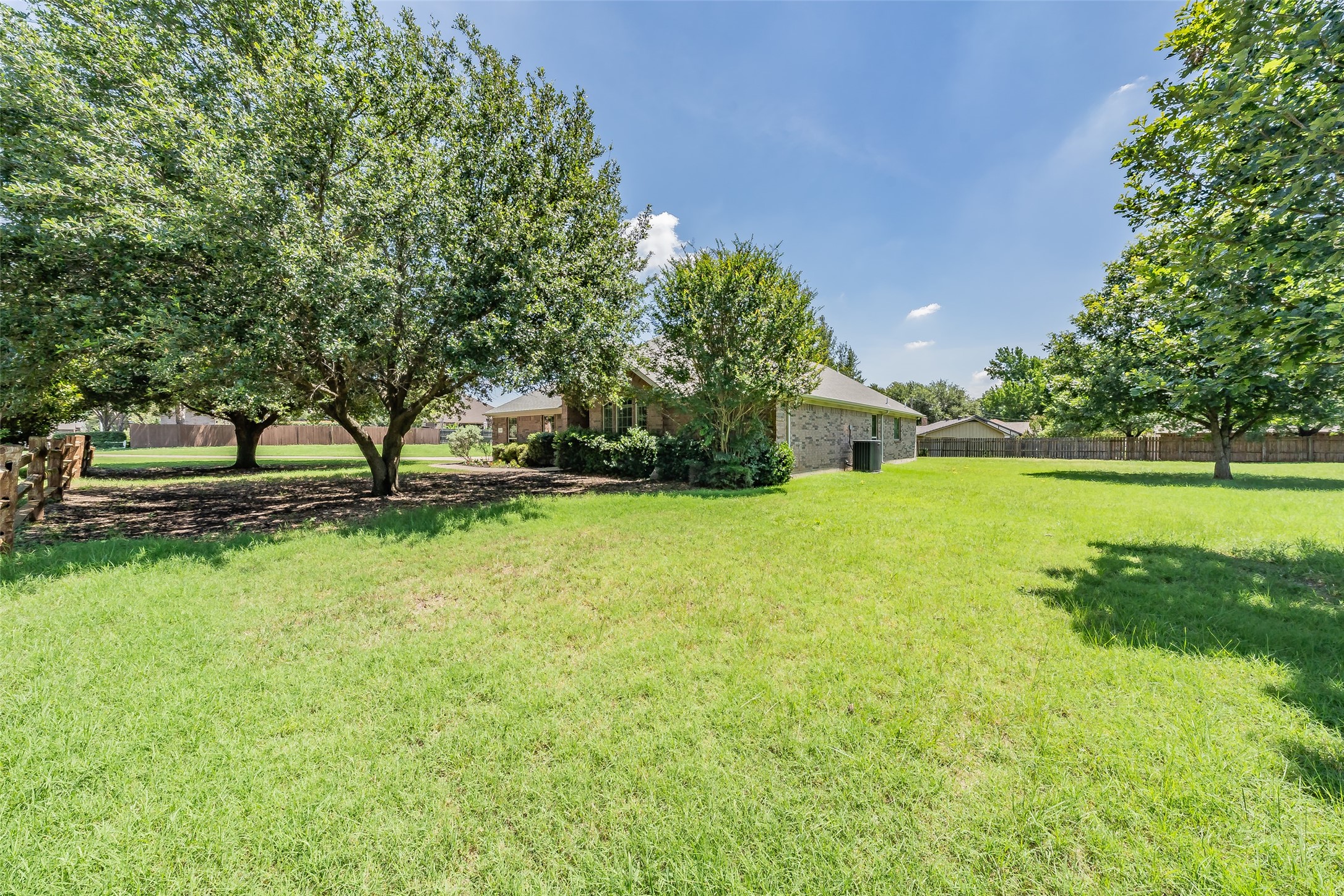 4035 Palomino Drive Benbrook TX 76116
