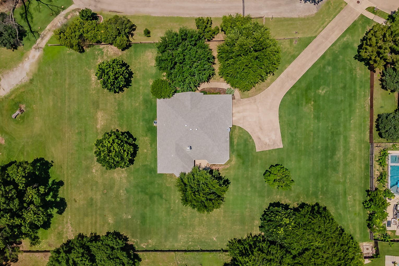 4035 Palomino Drive Benbrook TX 76116