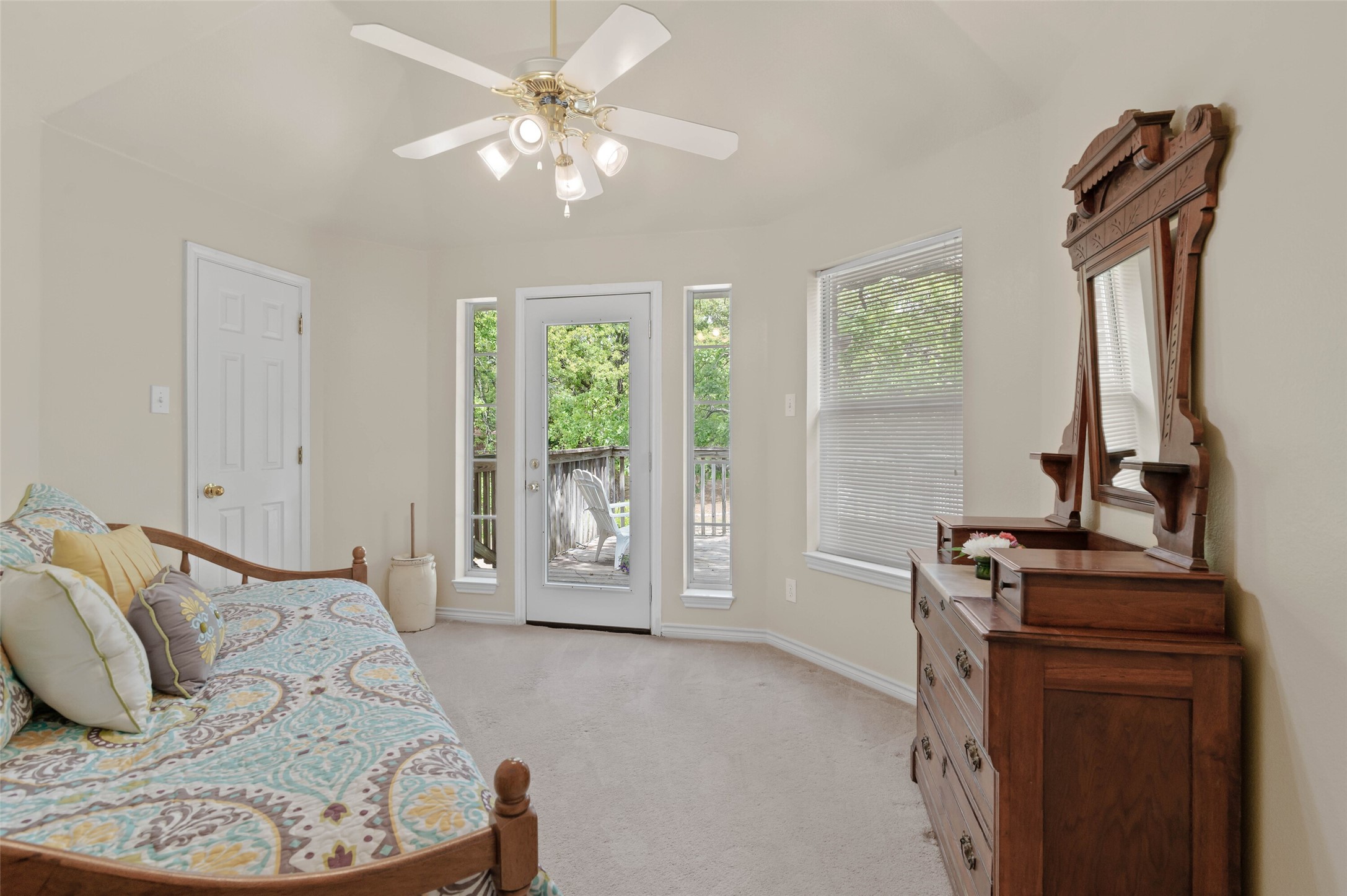 982 Stonecrest Road Argyle TX 76226