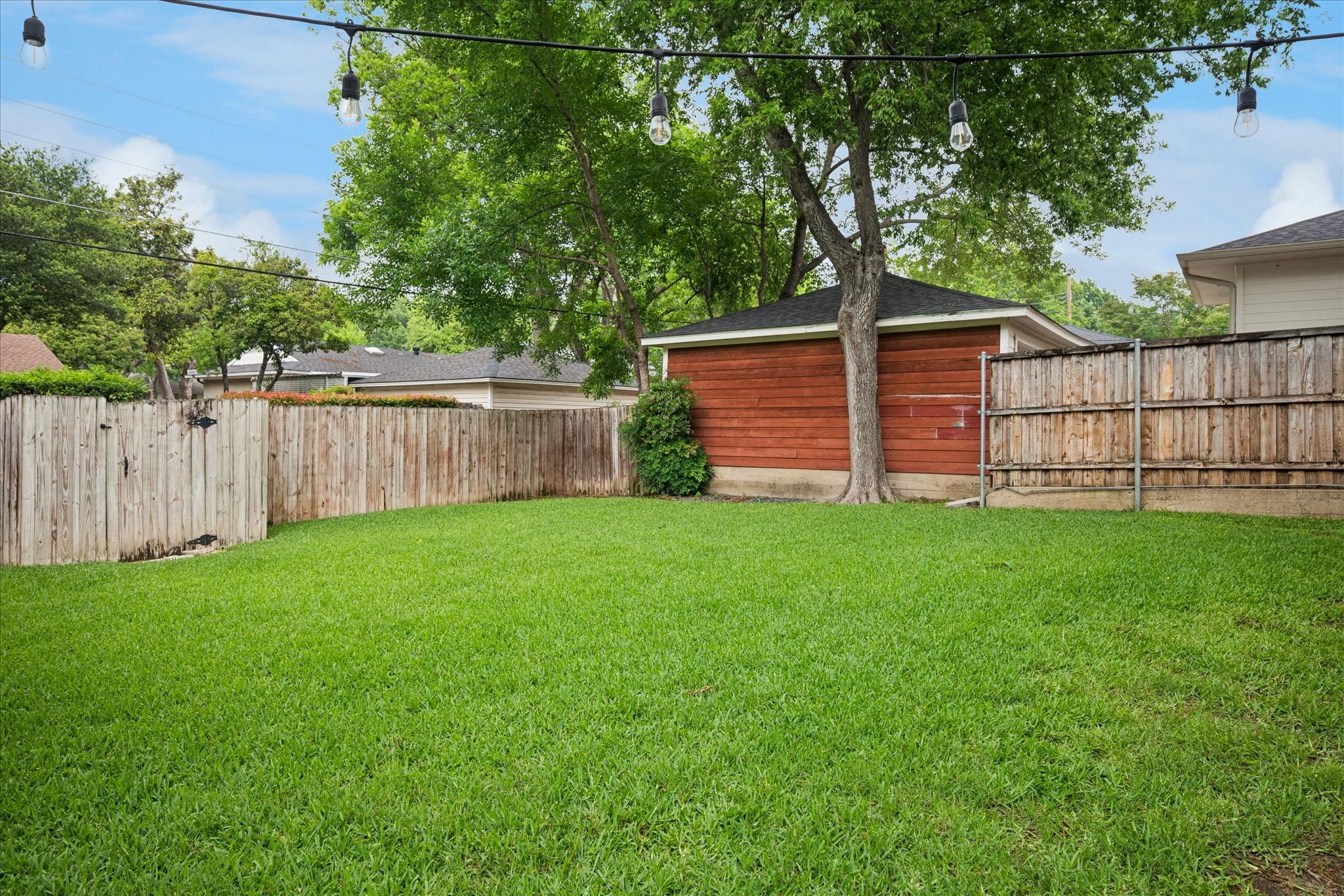 10025 Lanshire Drive Dallas TX 75238