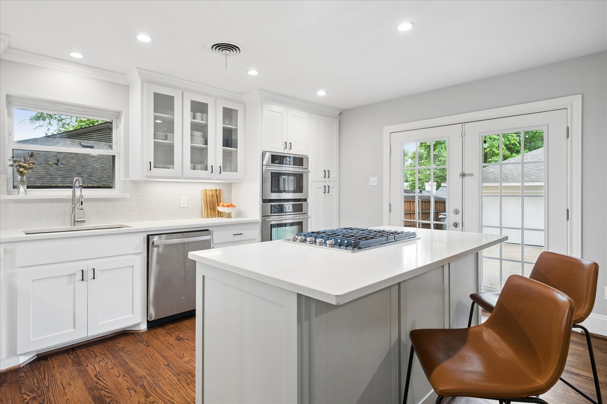 10025 Lanshire Drive Dallas TX 75238