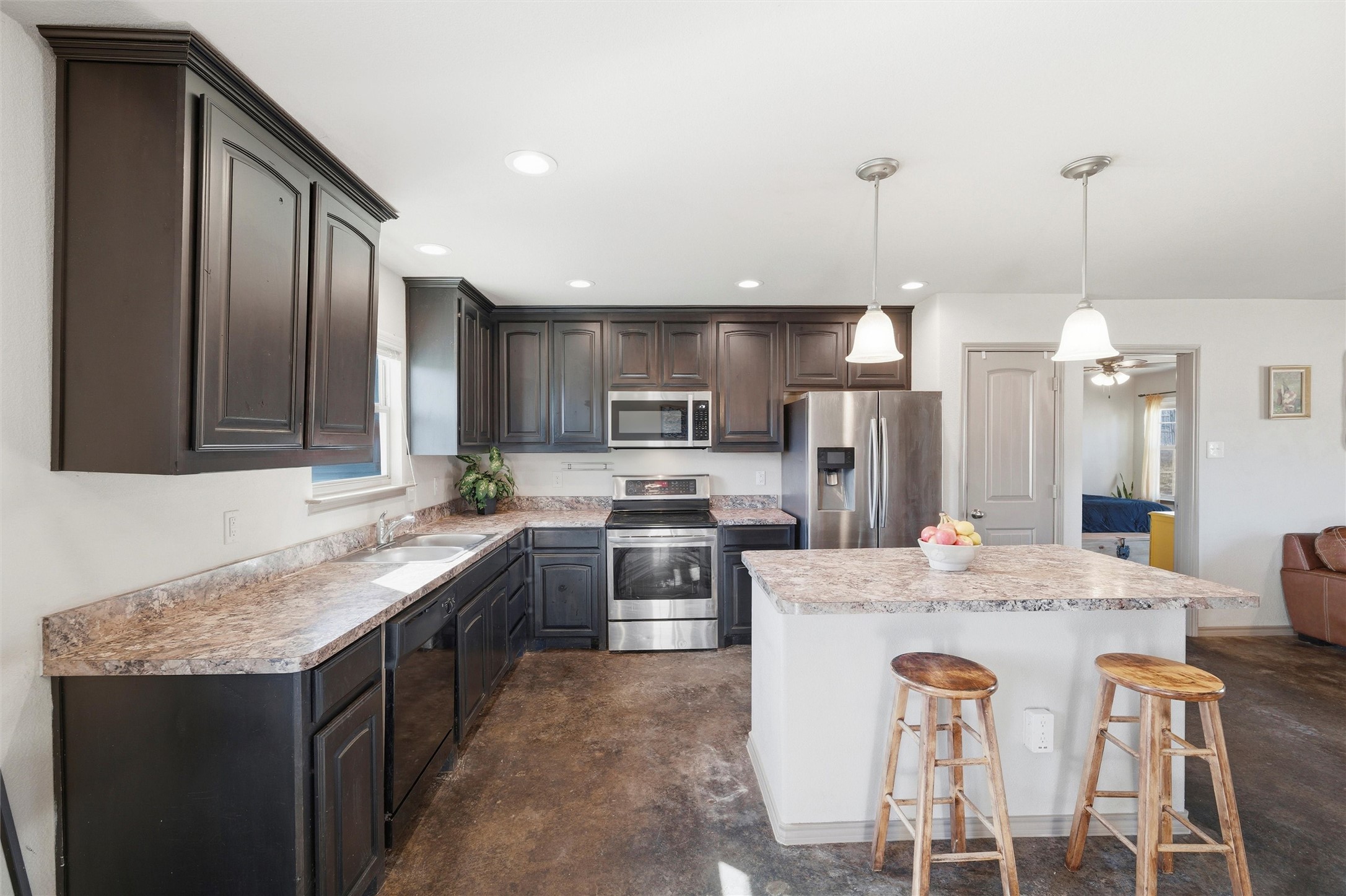 144 Emerald Drive Weatherford TX 76087