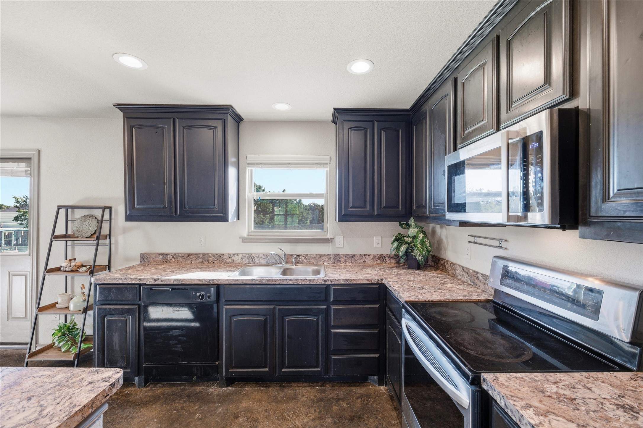 144 Emerald Drive Weatherford TX 76087