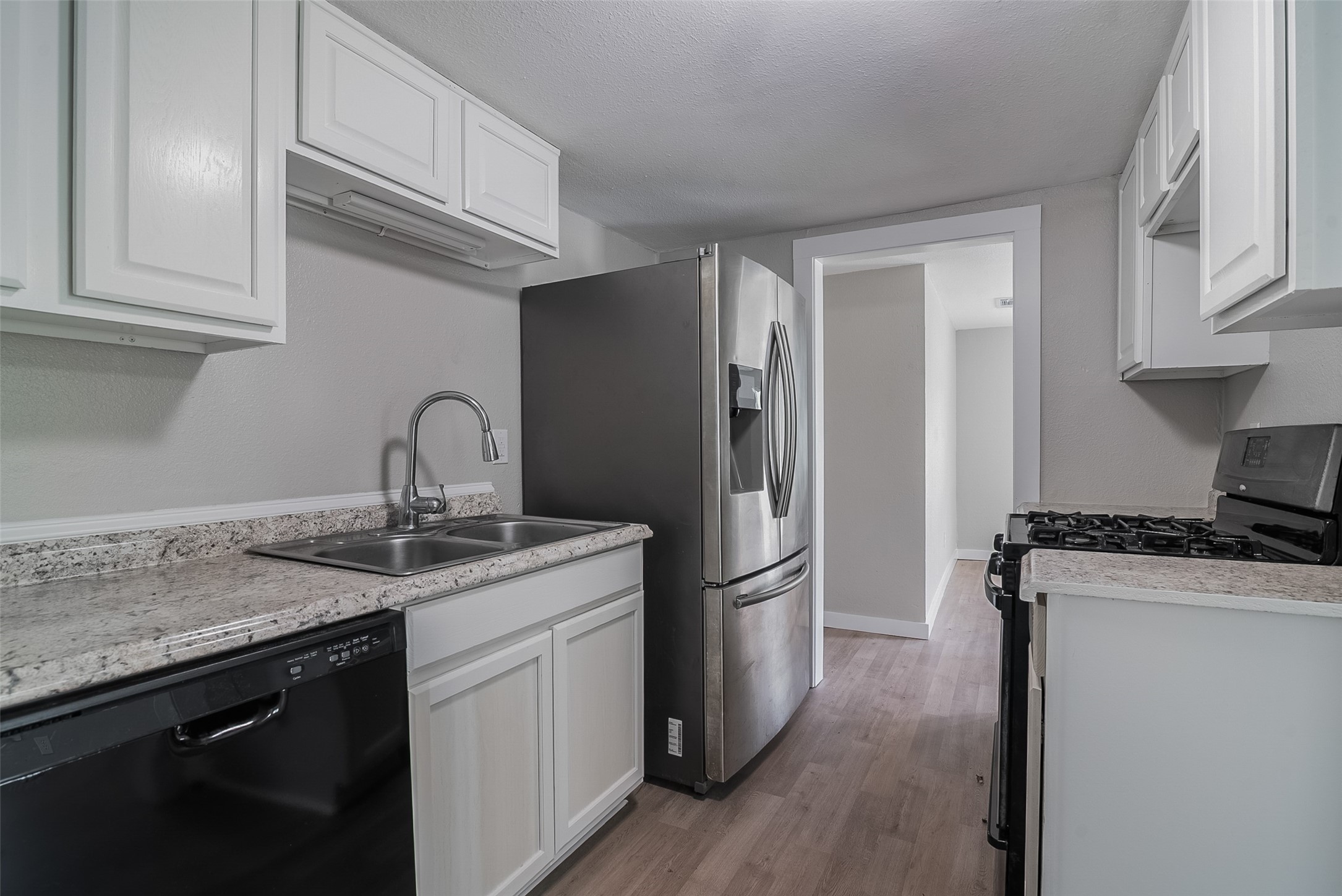 627 E Pacific Street Sherman TX 75090