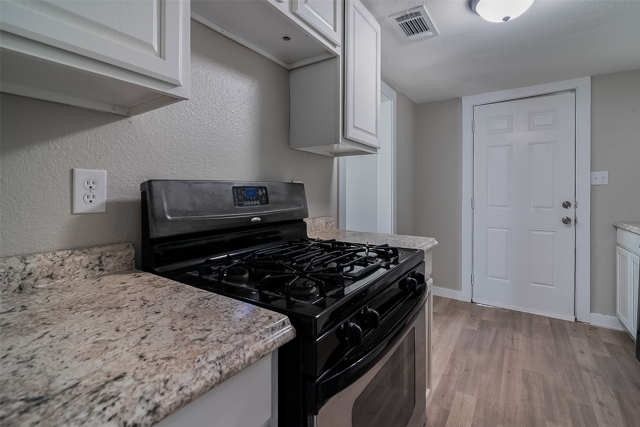 627 E Pacific Street Sherman TX 75090