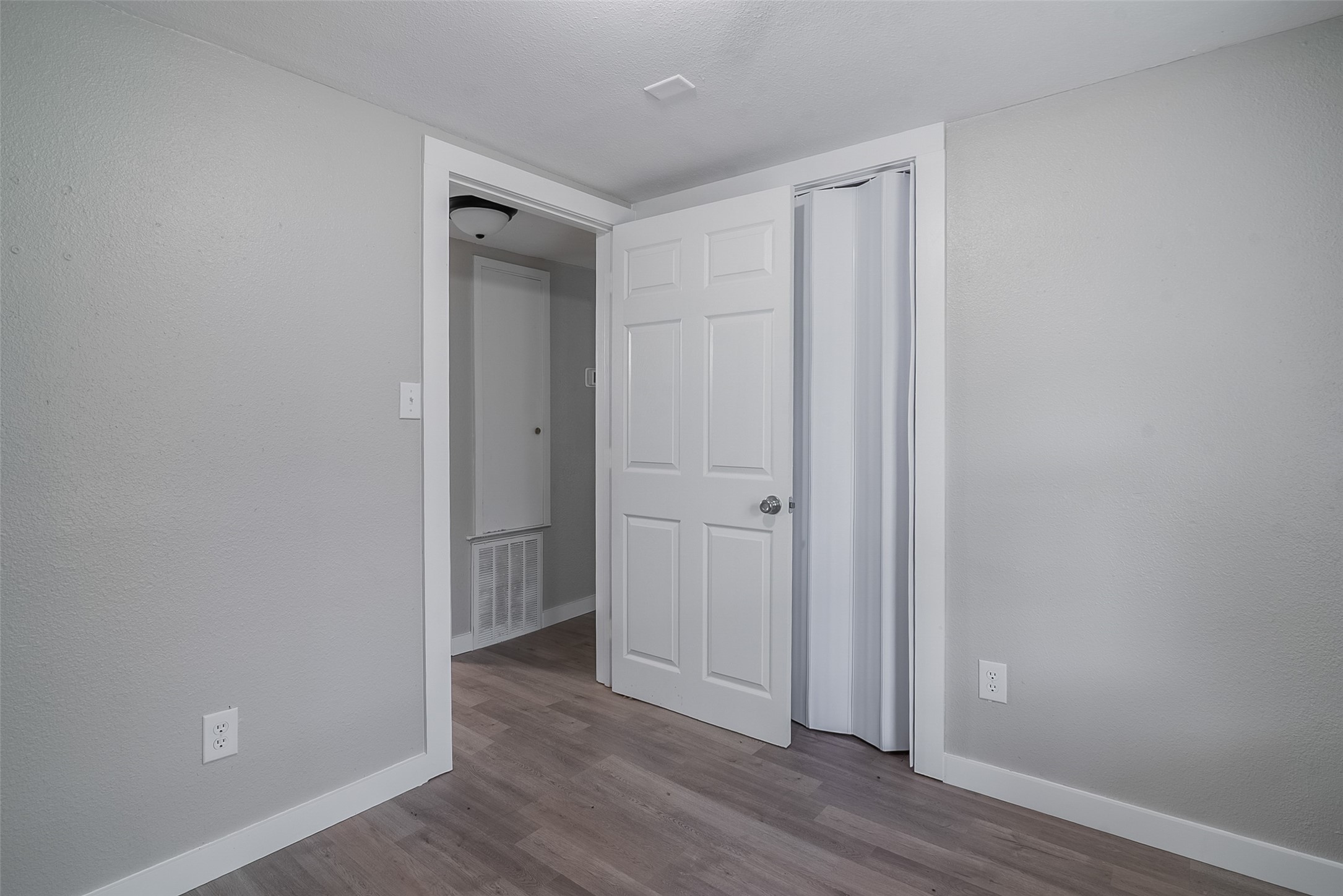 627 E Pacific Street Sherman TX 75090