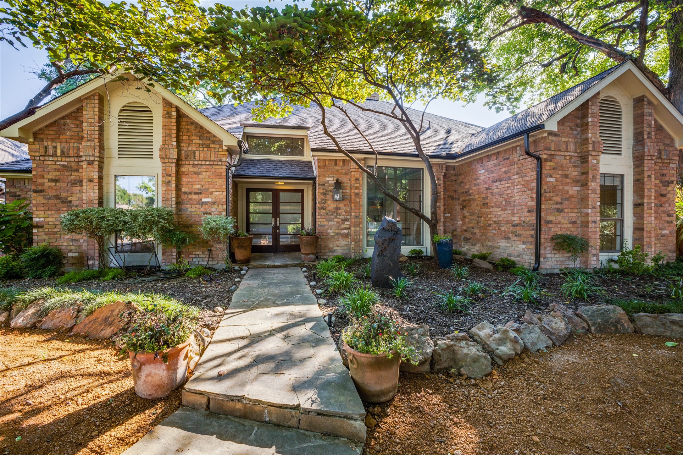 5935 Tree Shadow Court Dallas TX 75252