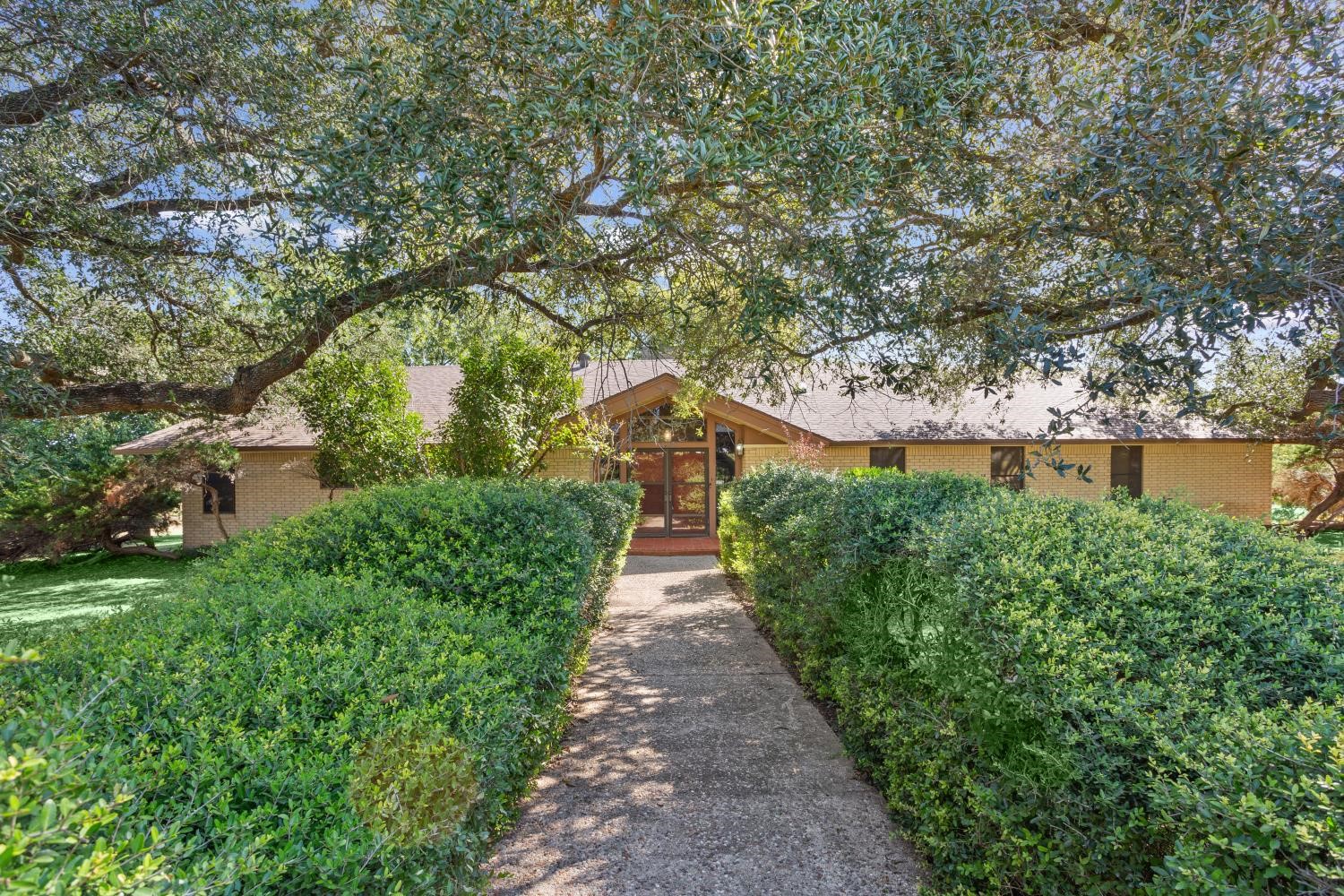 14181 Driftwood Drive Troy TX 76579