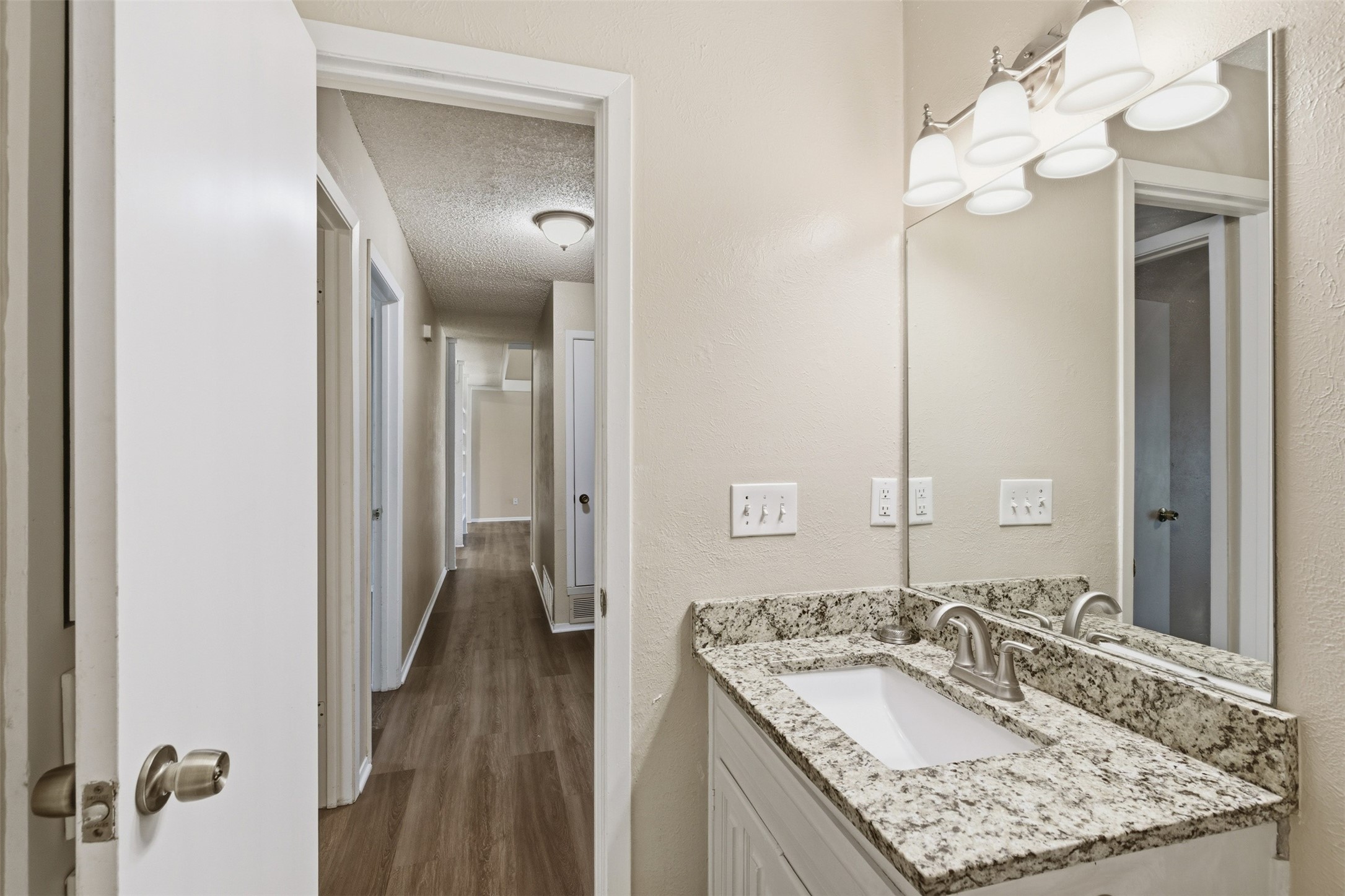 1622 Wendy Way Richardson TX 75081