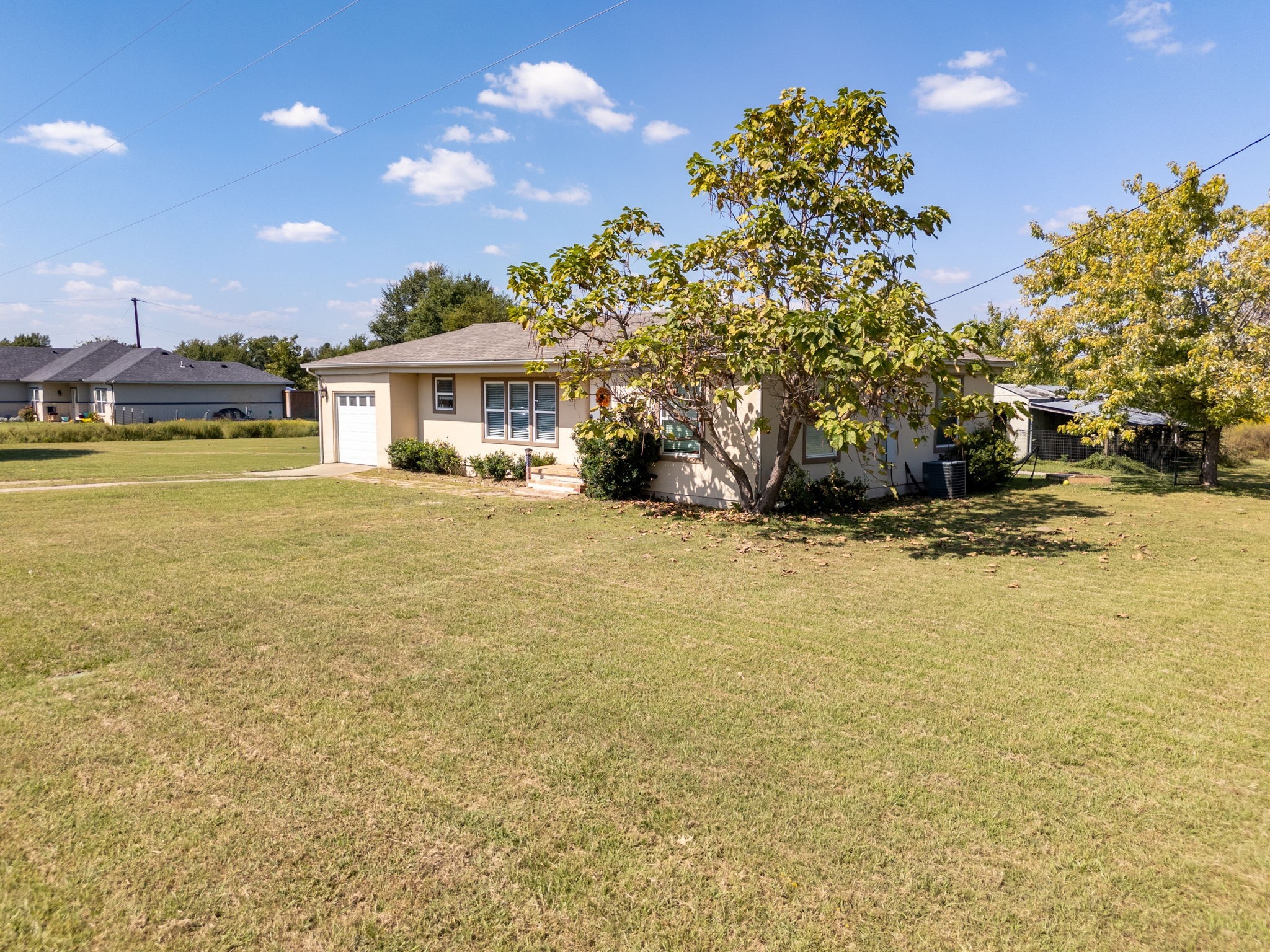 429 E Ohio Street Van TX 75790