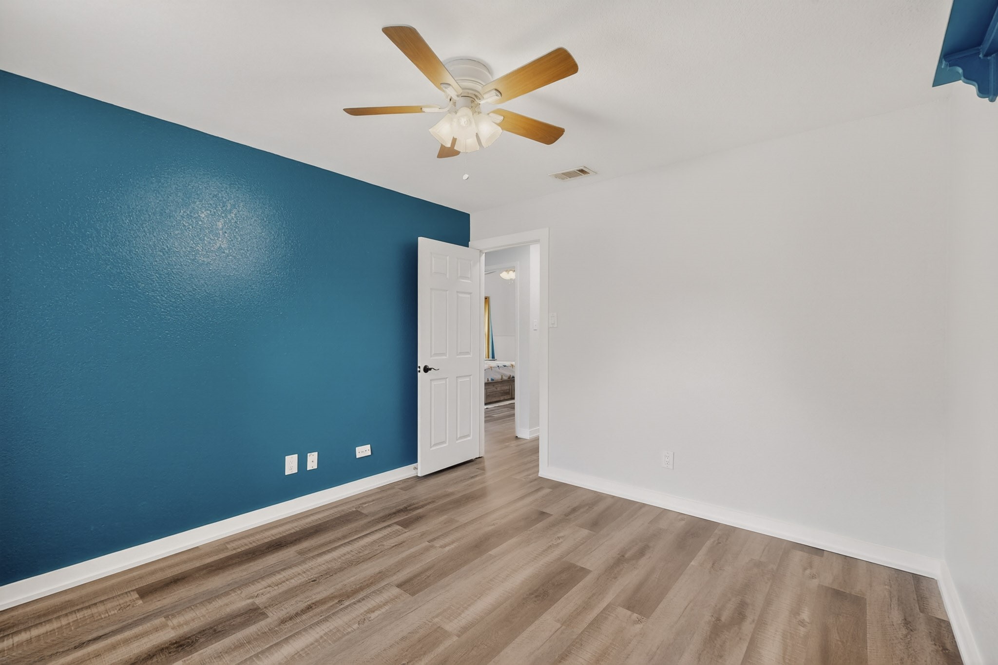 417 Creekmeadow Lane Lewisville TX 75067