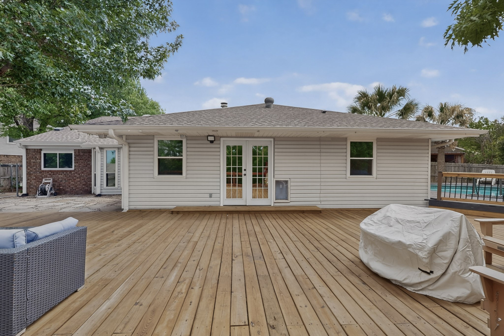 417 Creekmeadow Lane Lewisville TX 75067