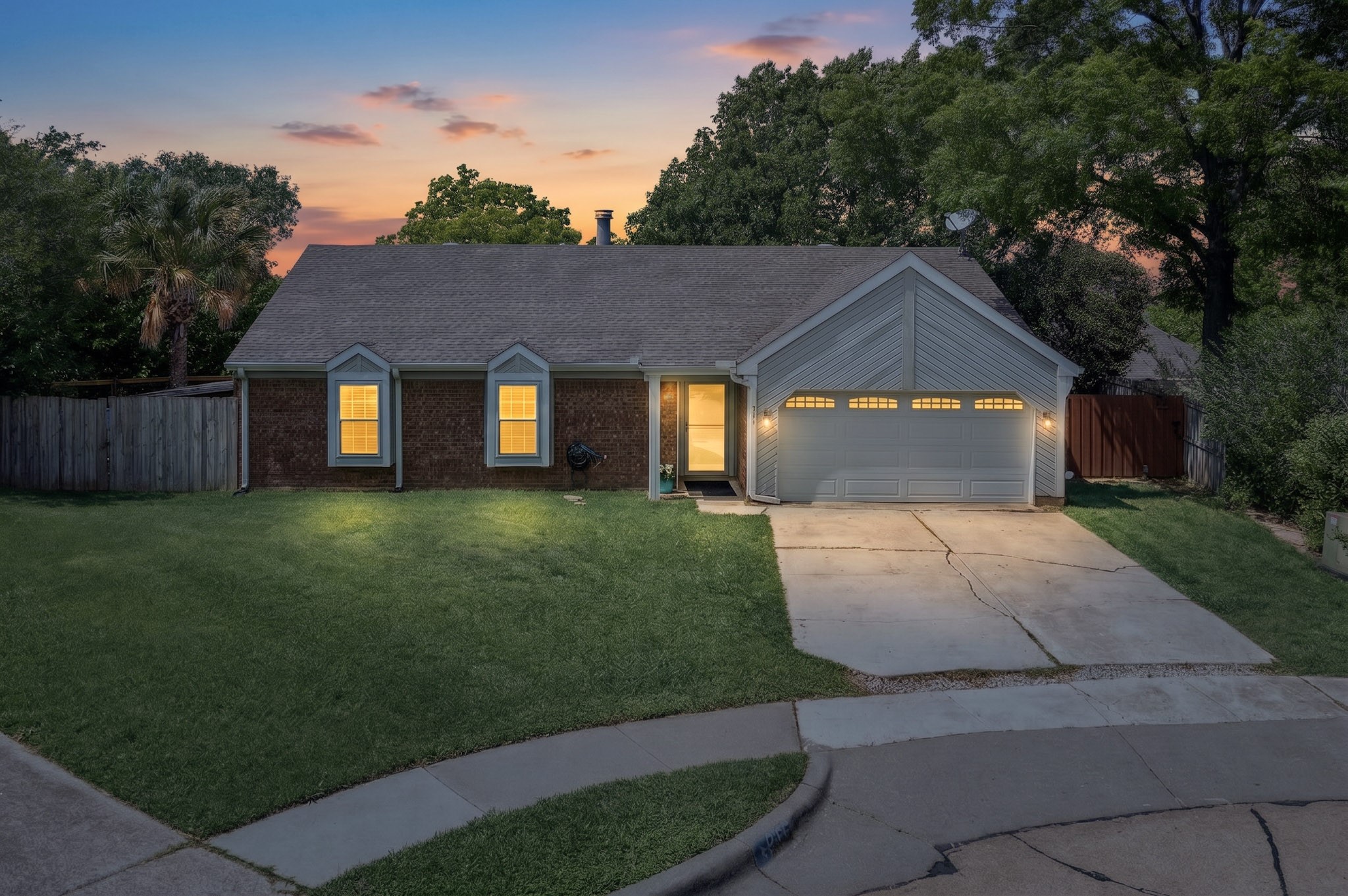 417 Creekmeadow Lane Lewisville TX 75067
