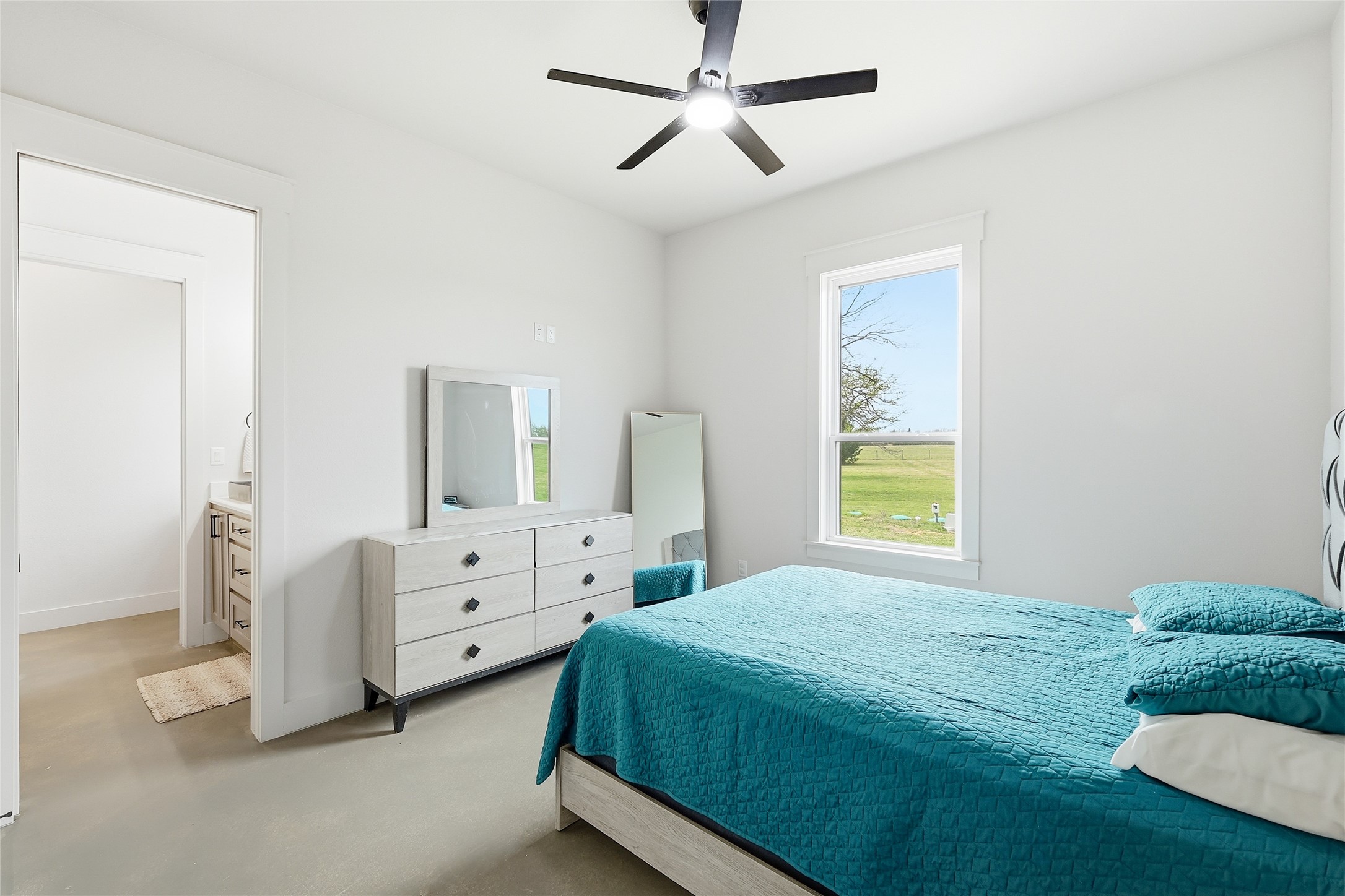 3988 Lake Valley Road Sunset TX 76270