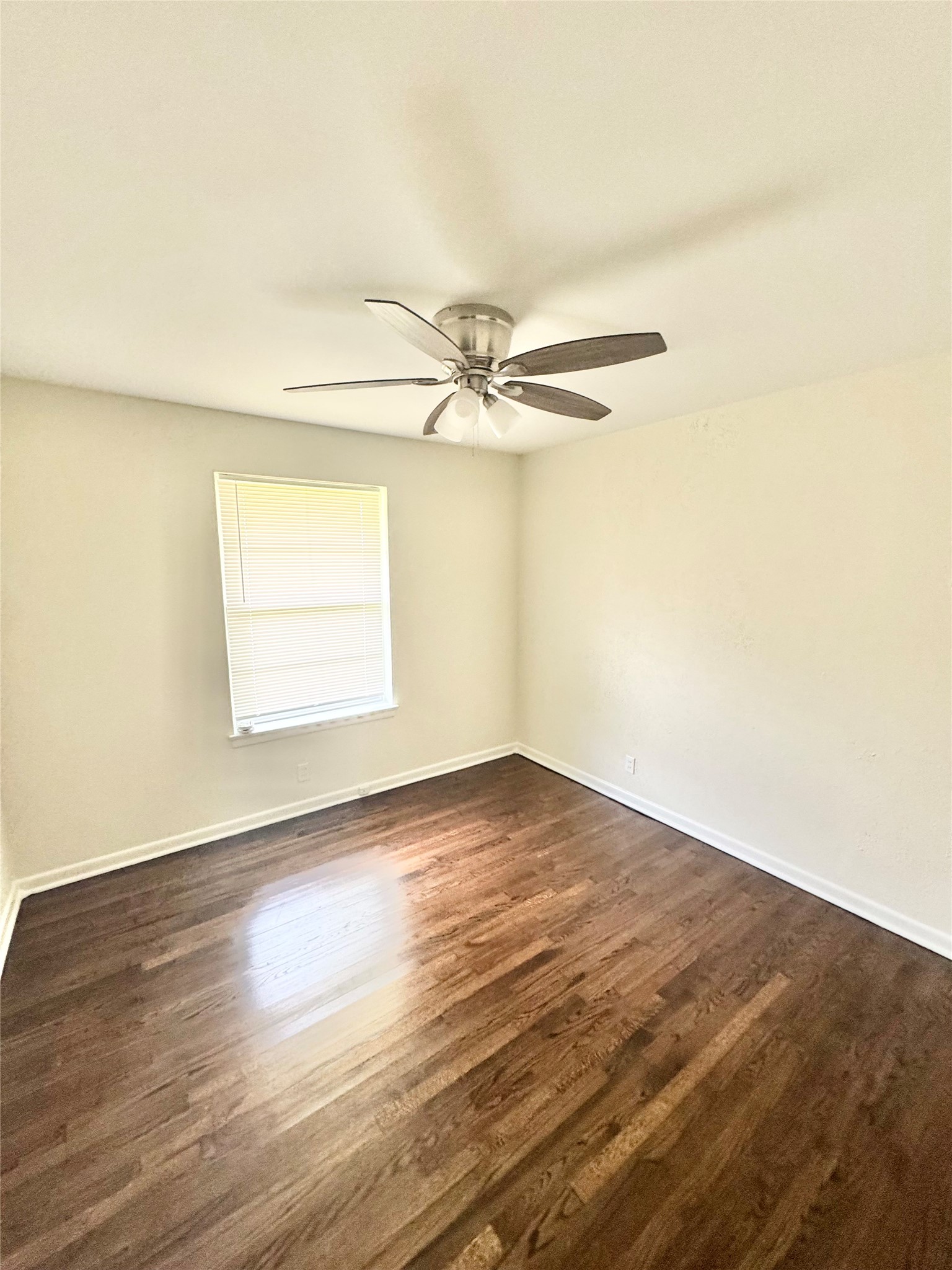 2803 Lockhart Avenue Dallas TX 75228