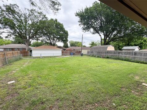 2803 Lockhart Avenue Dallas TX 75228