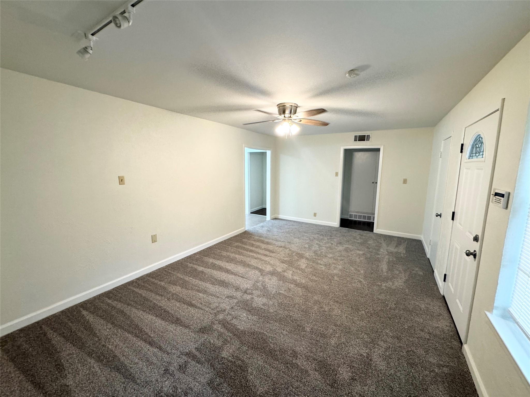 2803 Lockhart Avenue Dallas TX 75228