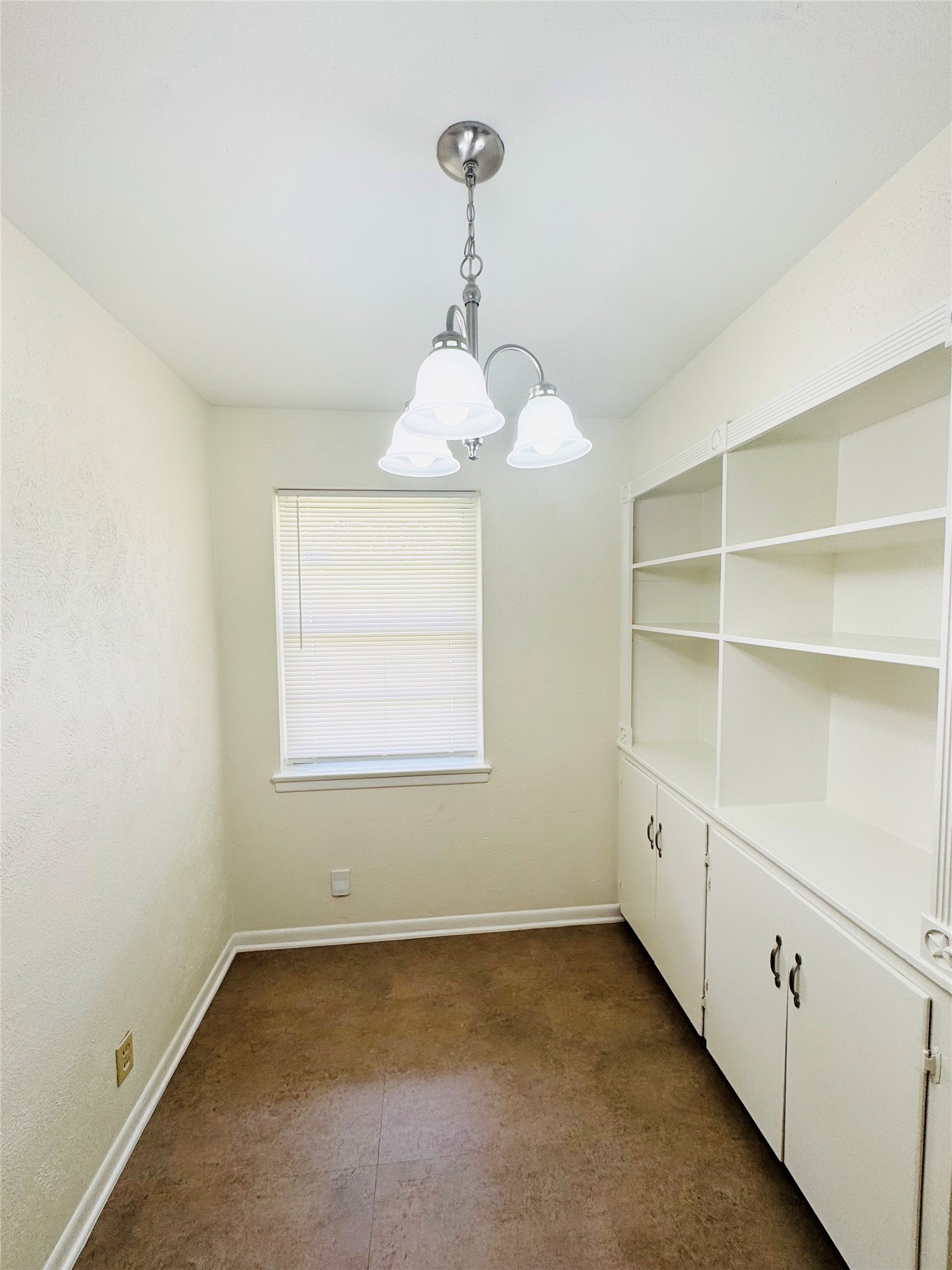 2803 Lockhart Avenue Dallas TX 75228