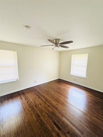 2803 Lockhart Avenue Dallas TX 75228