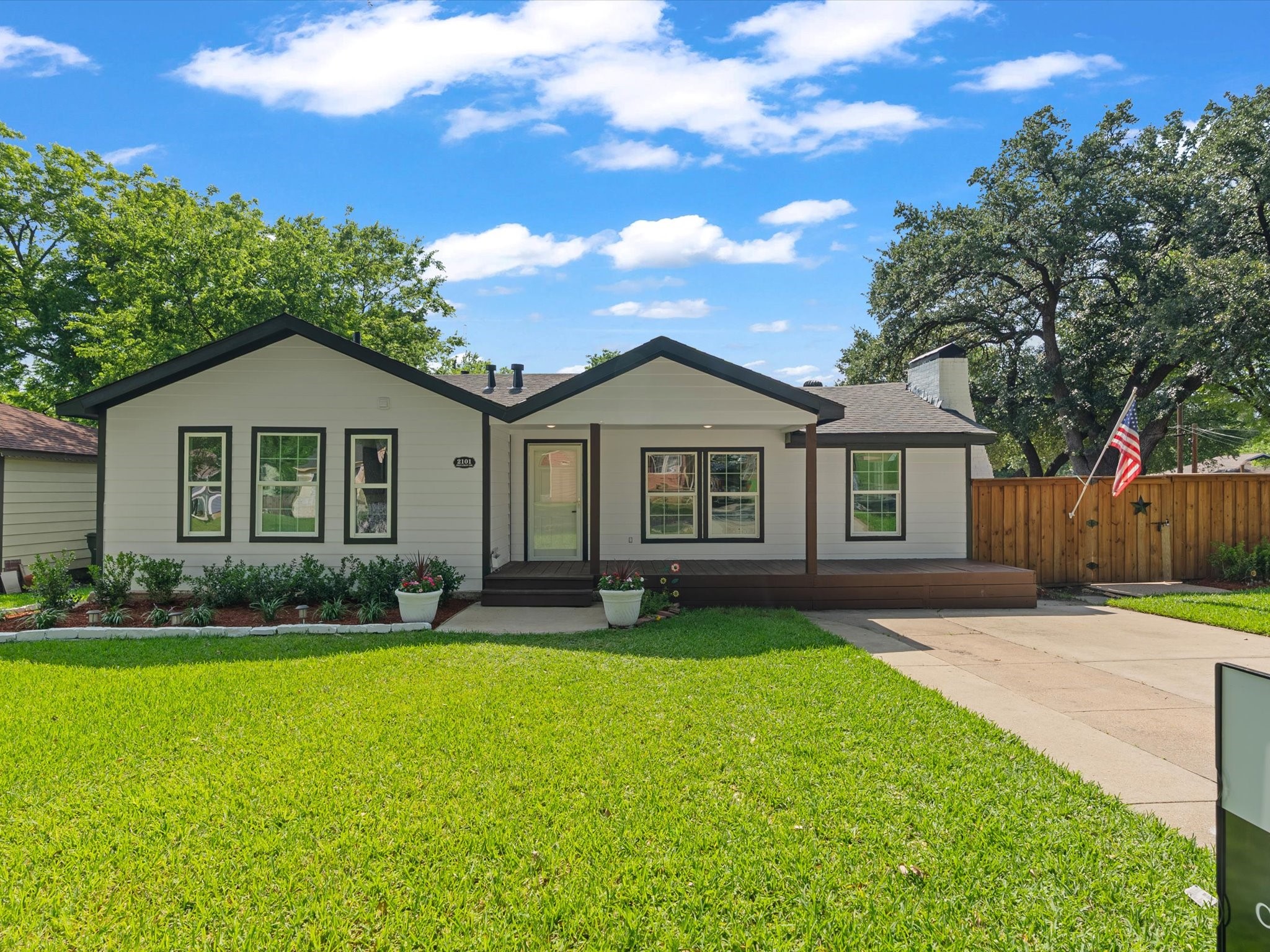 2101 Skillman Drive Garland TX 75041