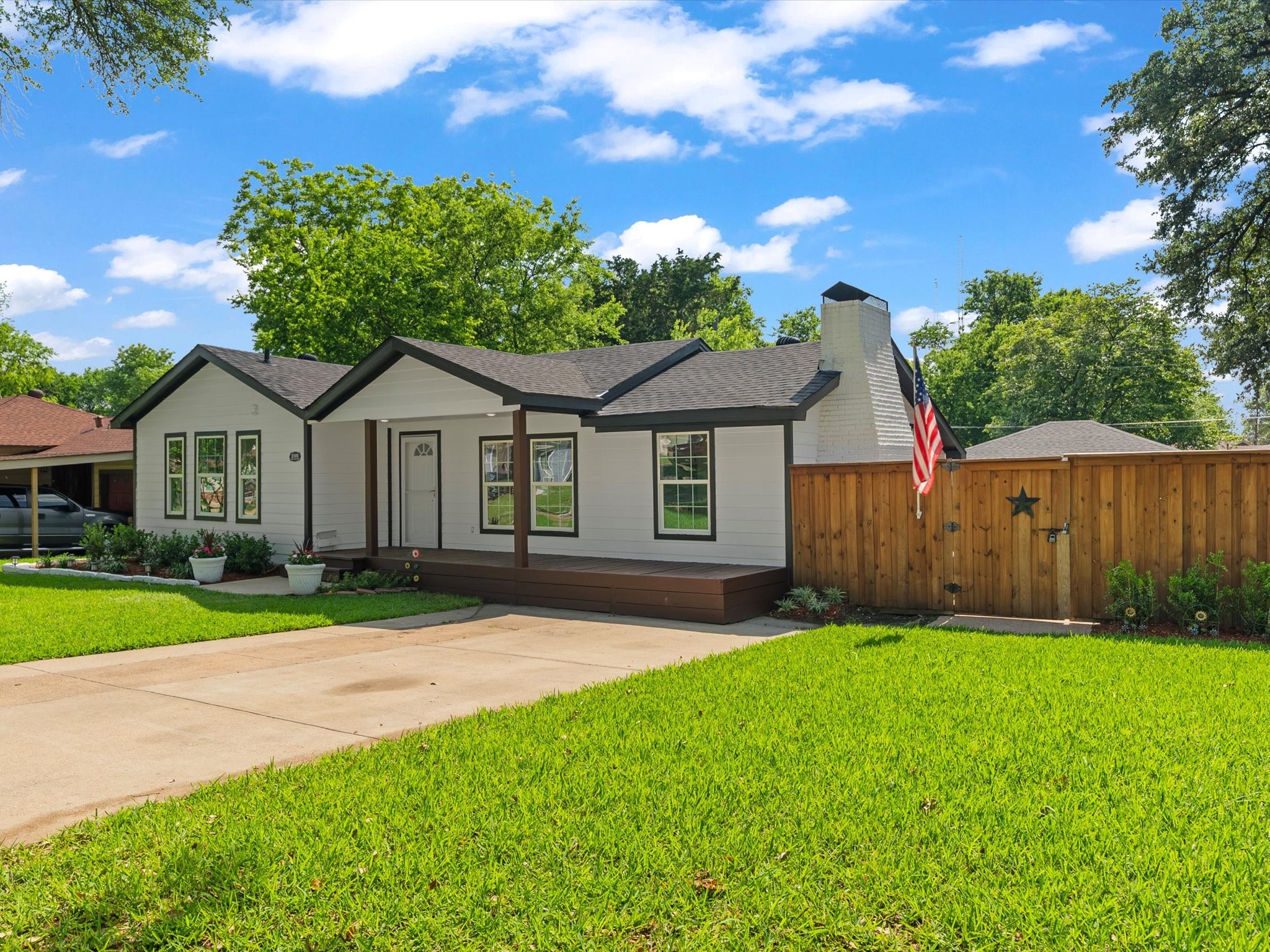 2101 Skillman Drive Garland TX 75041