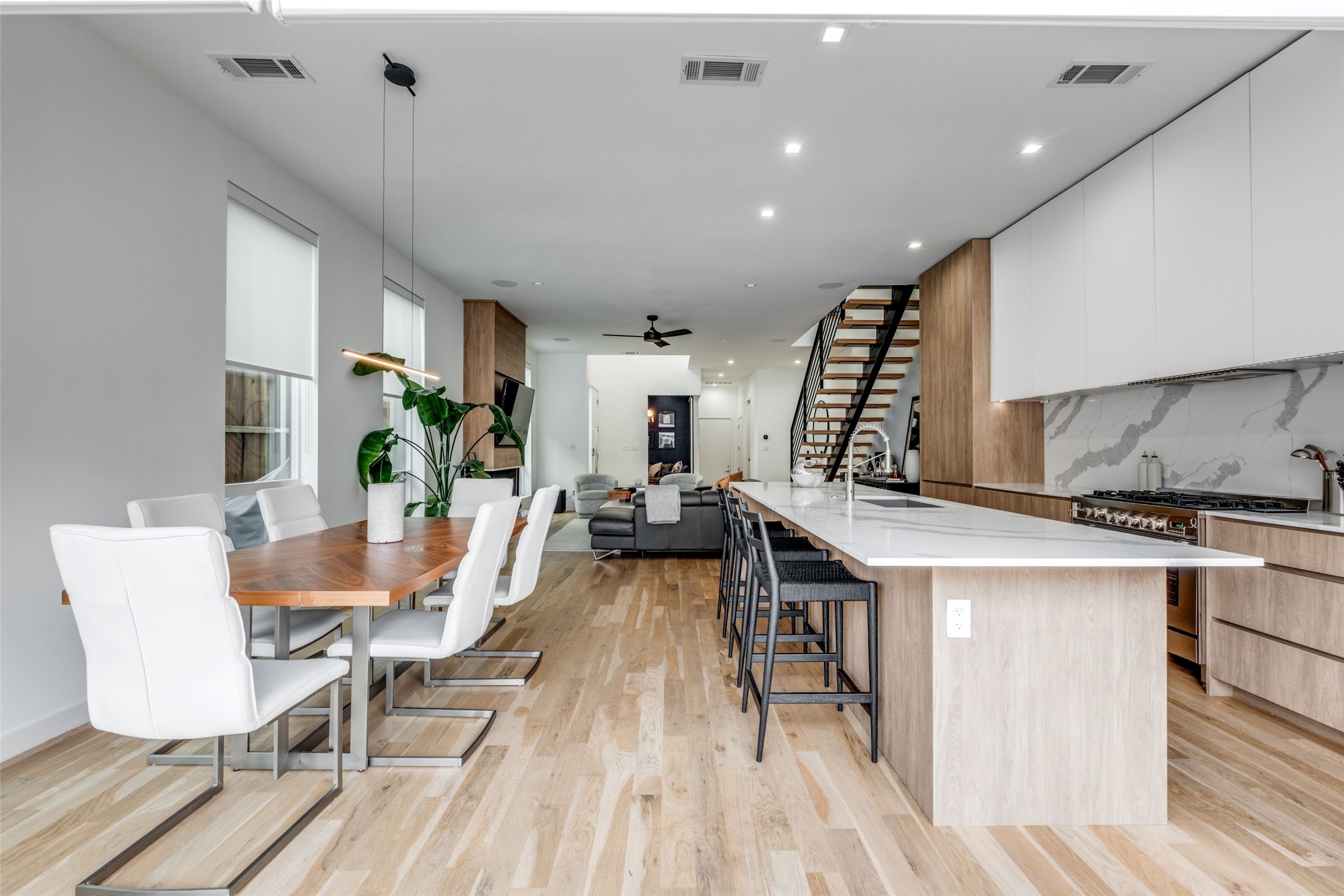 6113 Hudson Street Dallas TX 75206