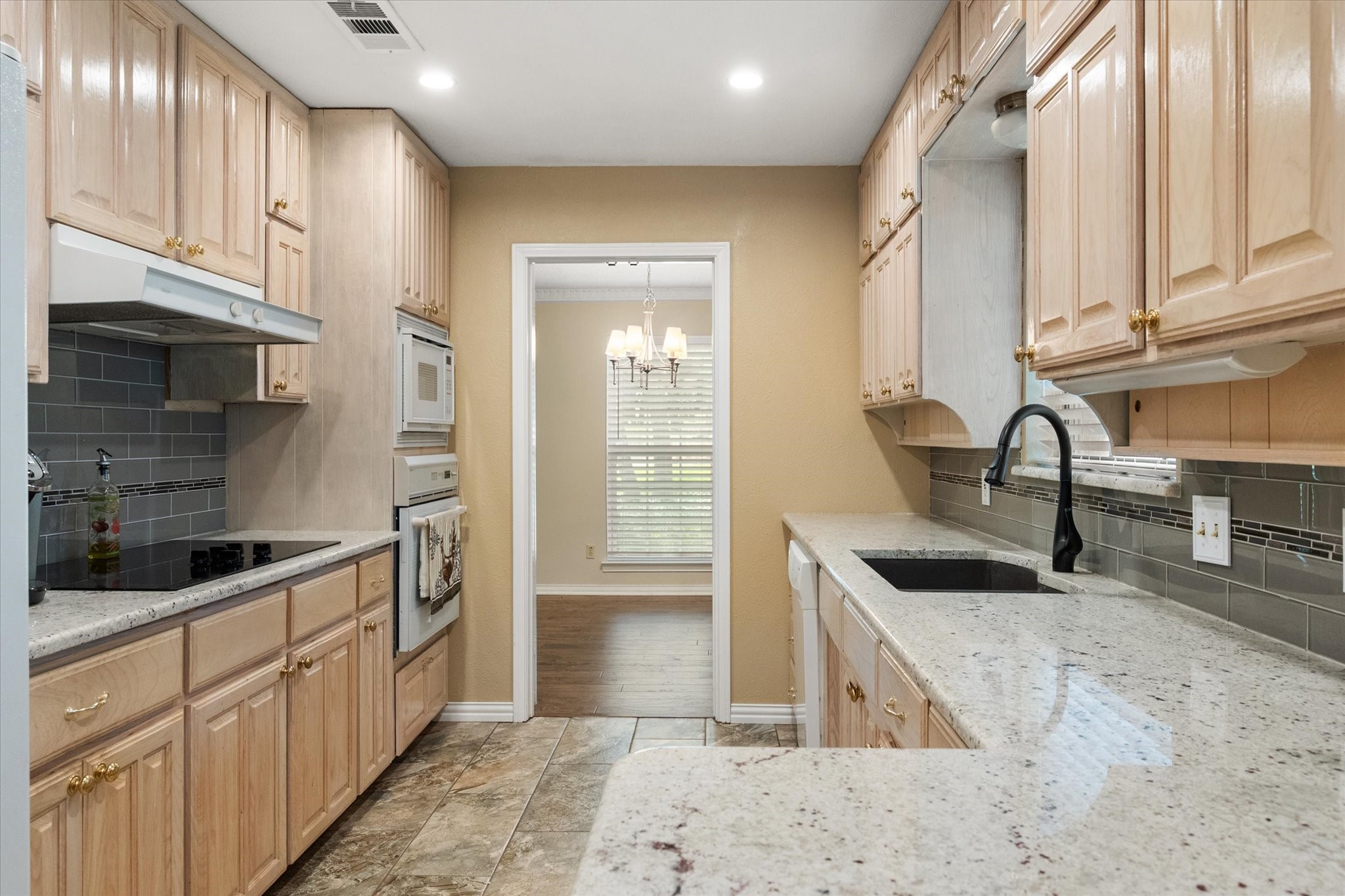 3307 Yellowstone Drive Arlington TX 76013