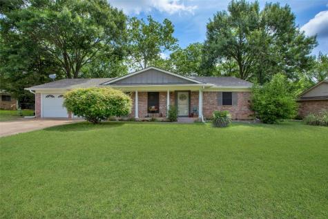 2405 Ridgewood Drive Sherman TX 75092