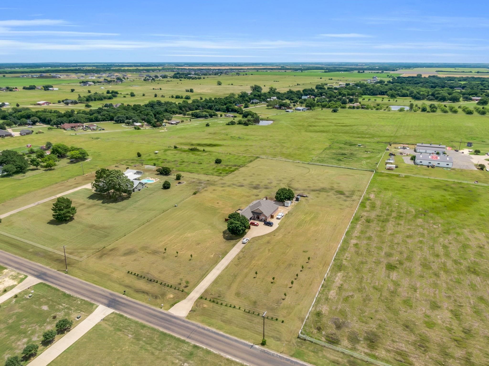 744 Broadhead Road Waxahachie TX 75165