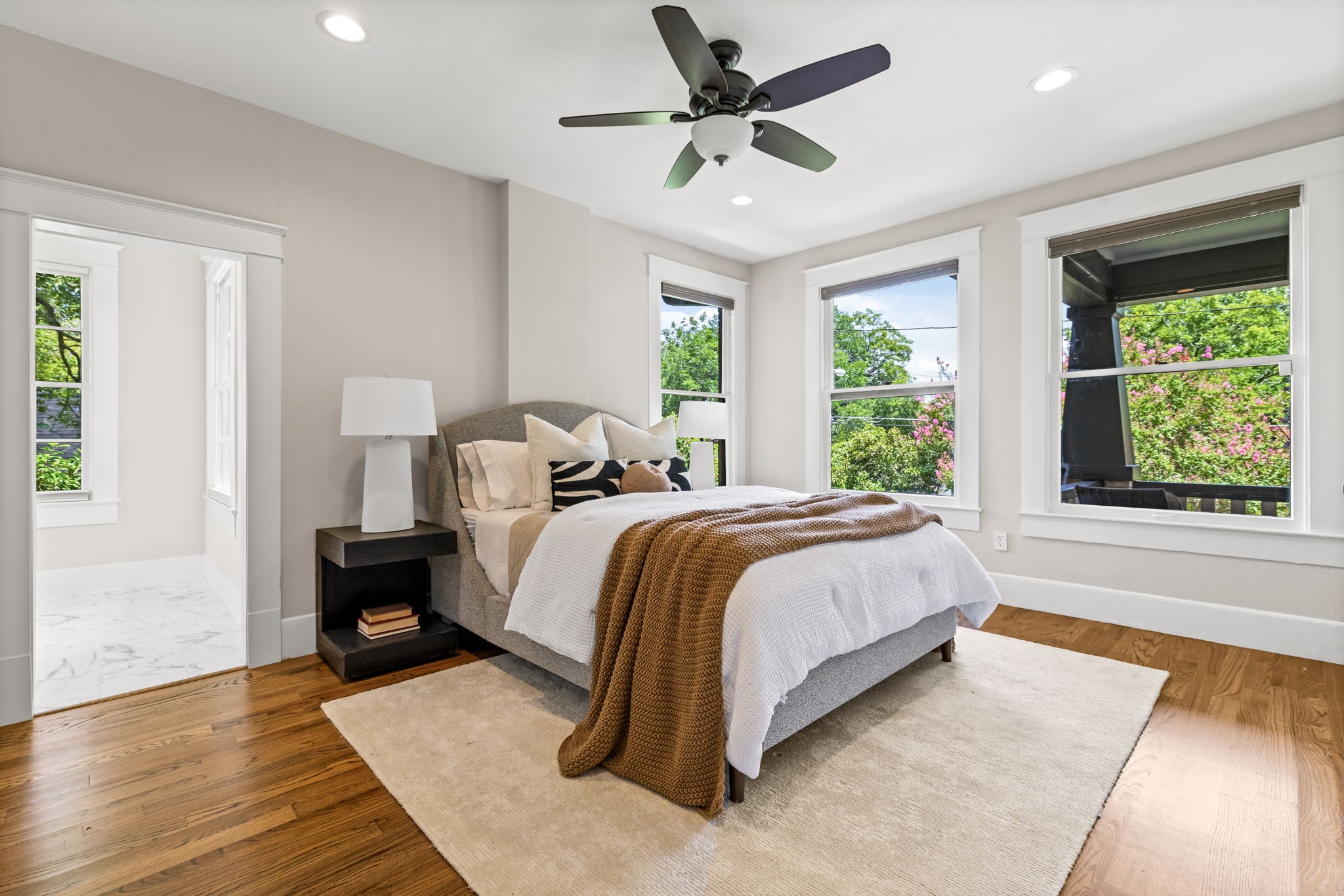 5701 Worth Street Dallas TX 75214