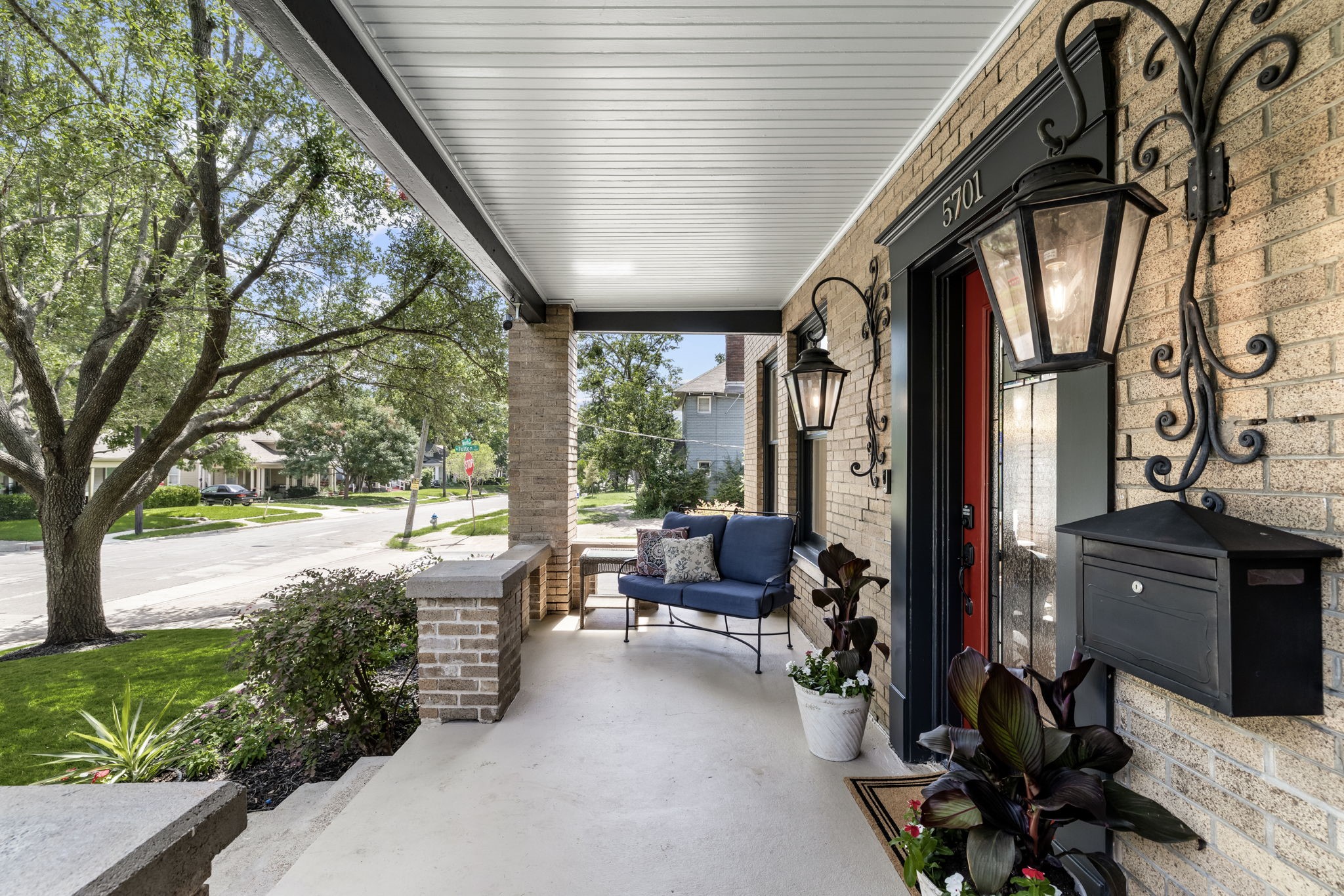5701 Worth Street Dallas TX 75214